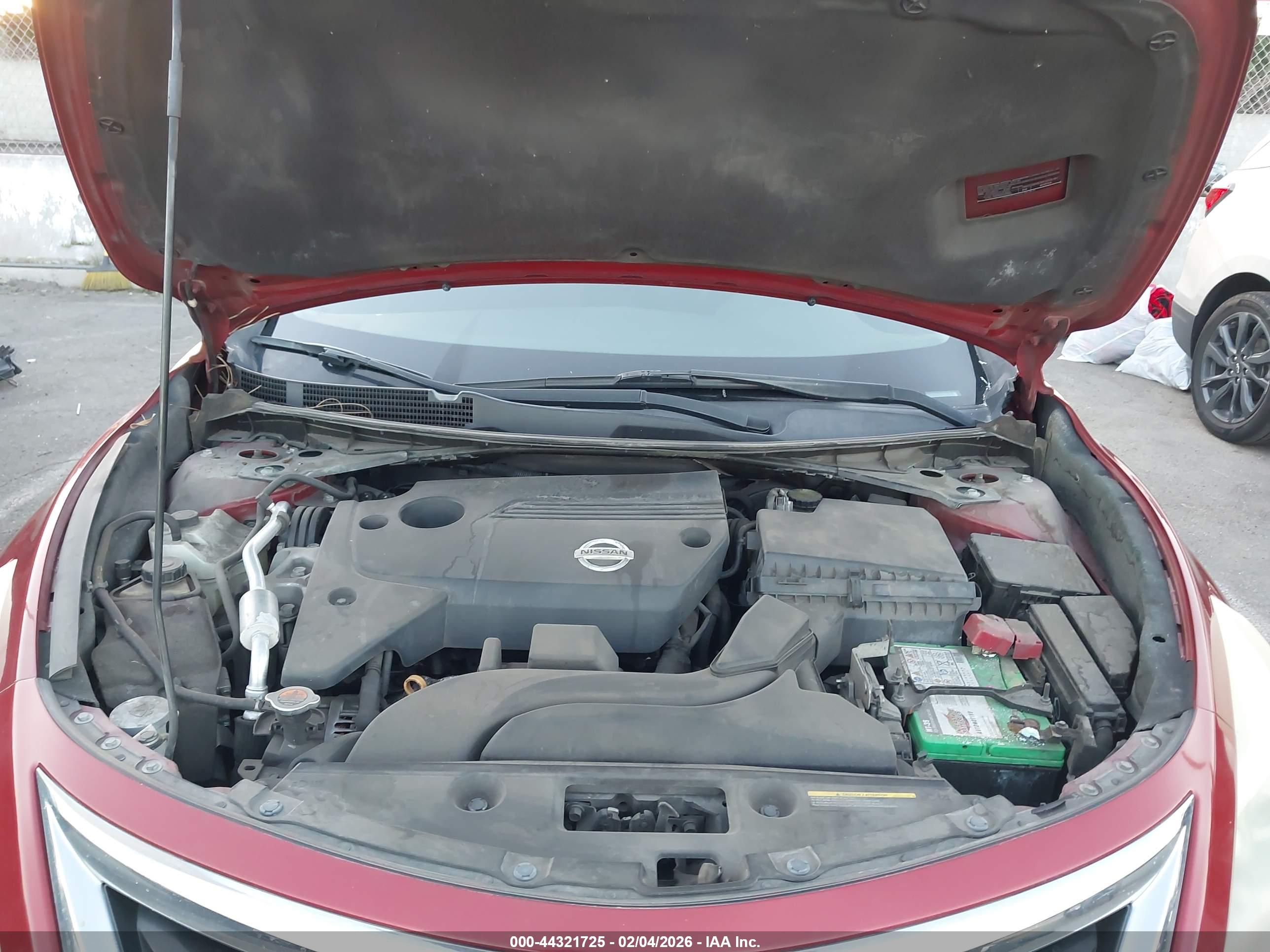 NISSAN ALTIMA image 10