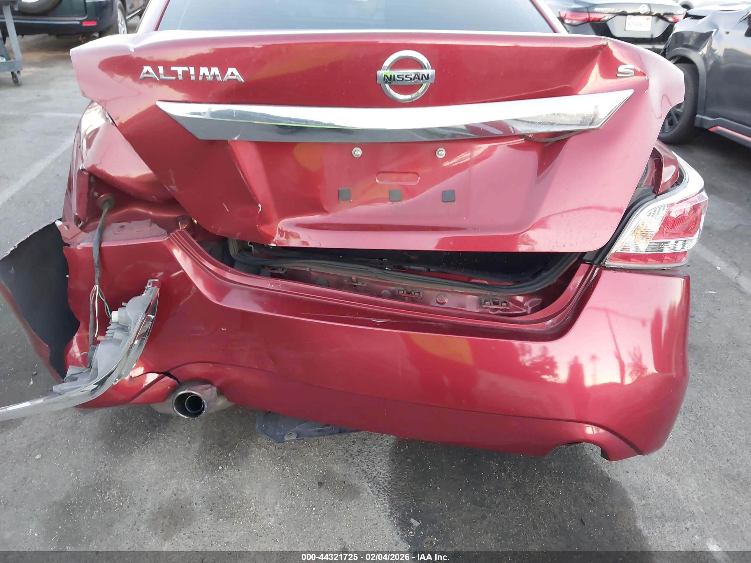 NISSAN ALTIMA image 6