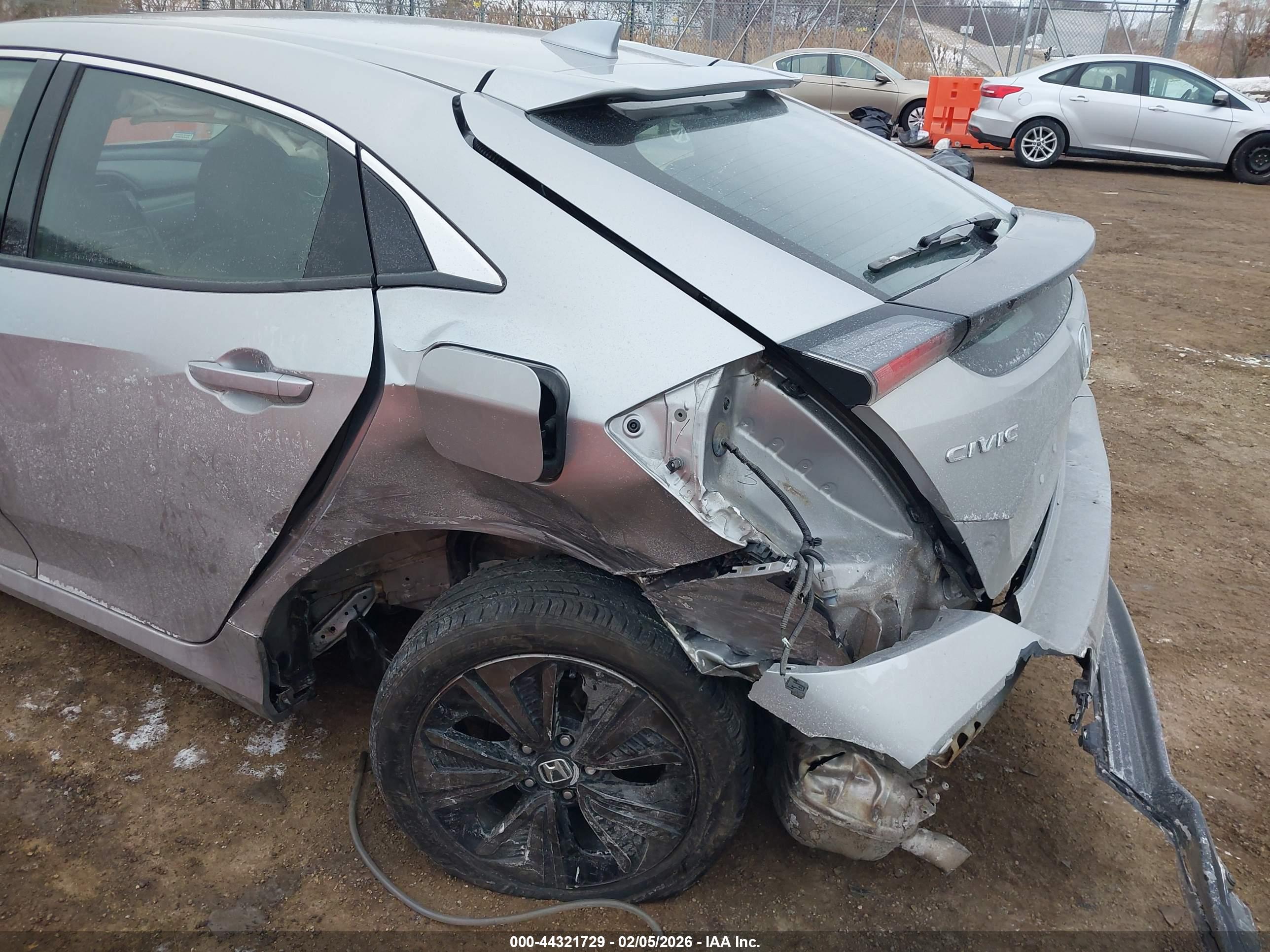 HONDA CIVIC image 6