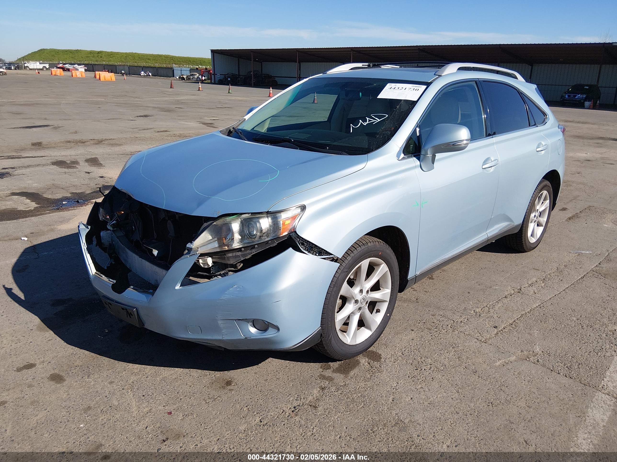LEXUS RX image 2