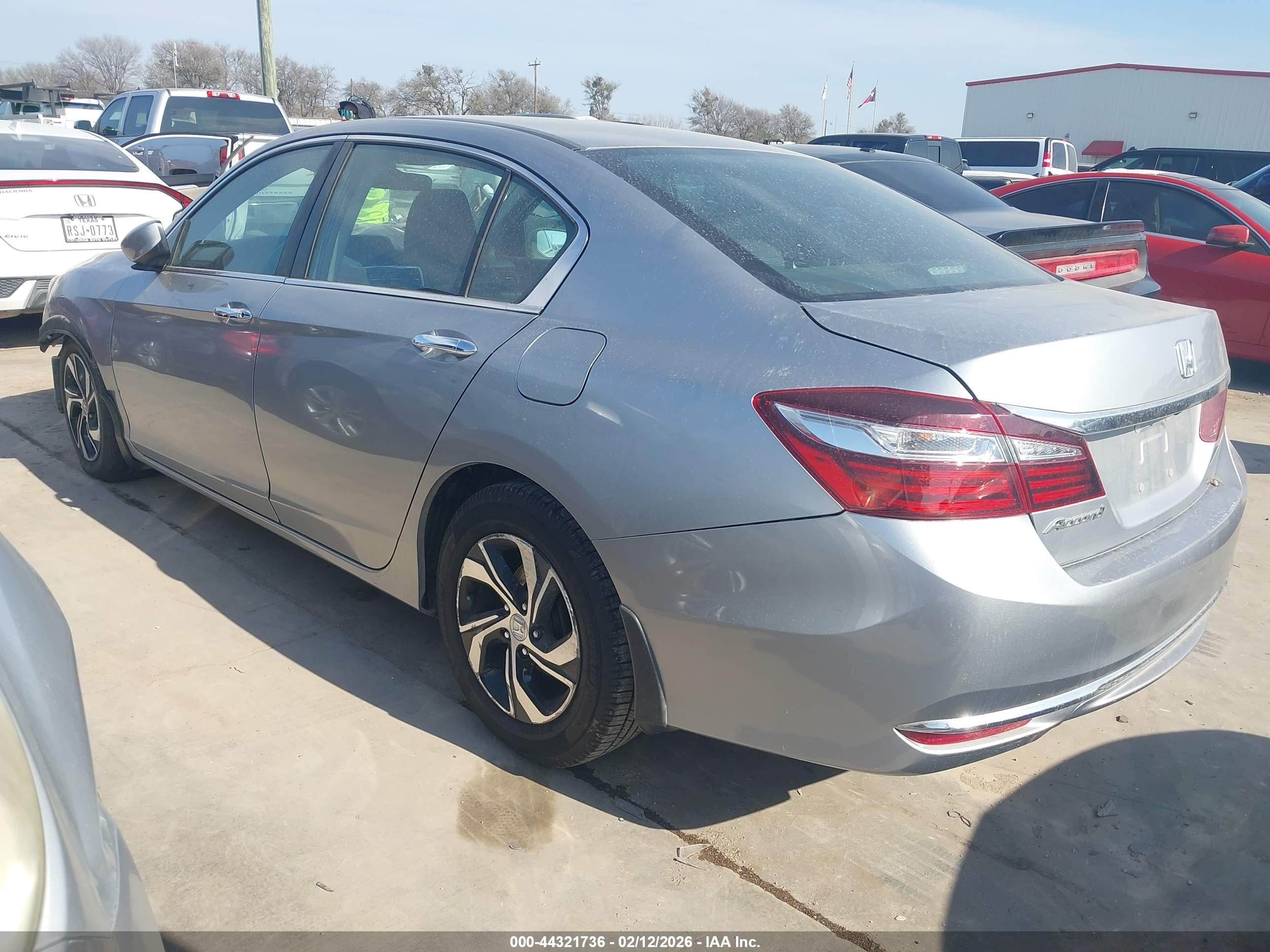 HONDA ACCORD image 3