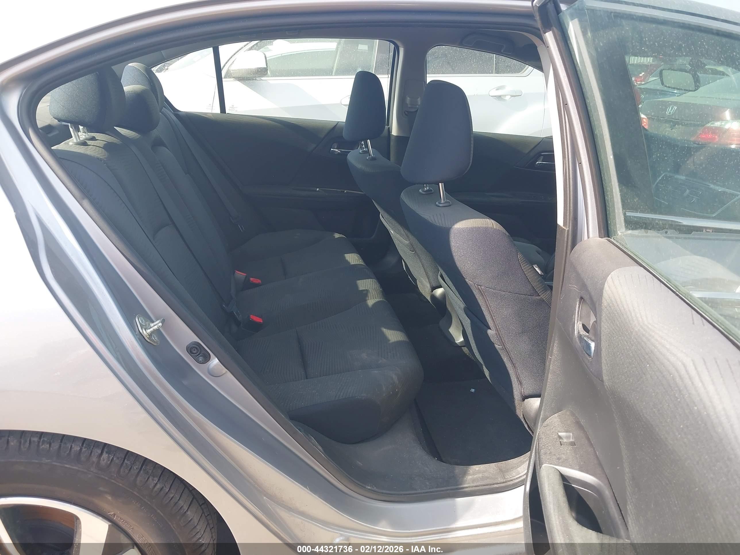 HONDA ACCORD image 8