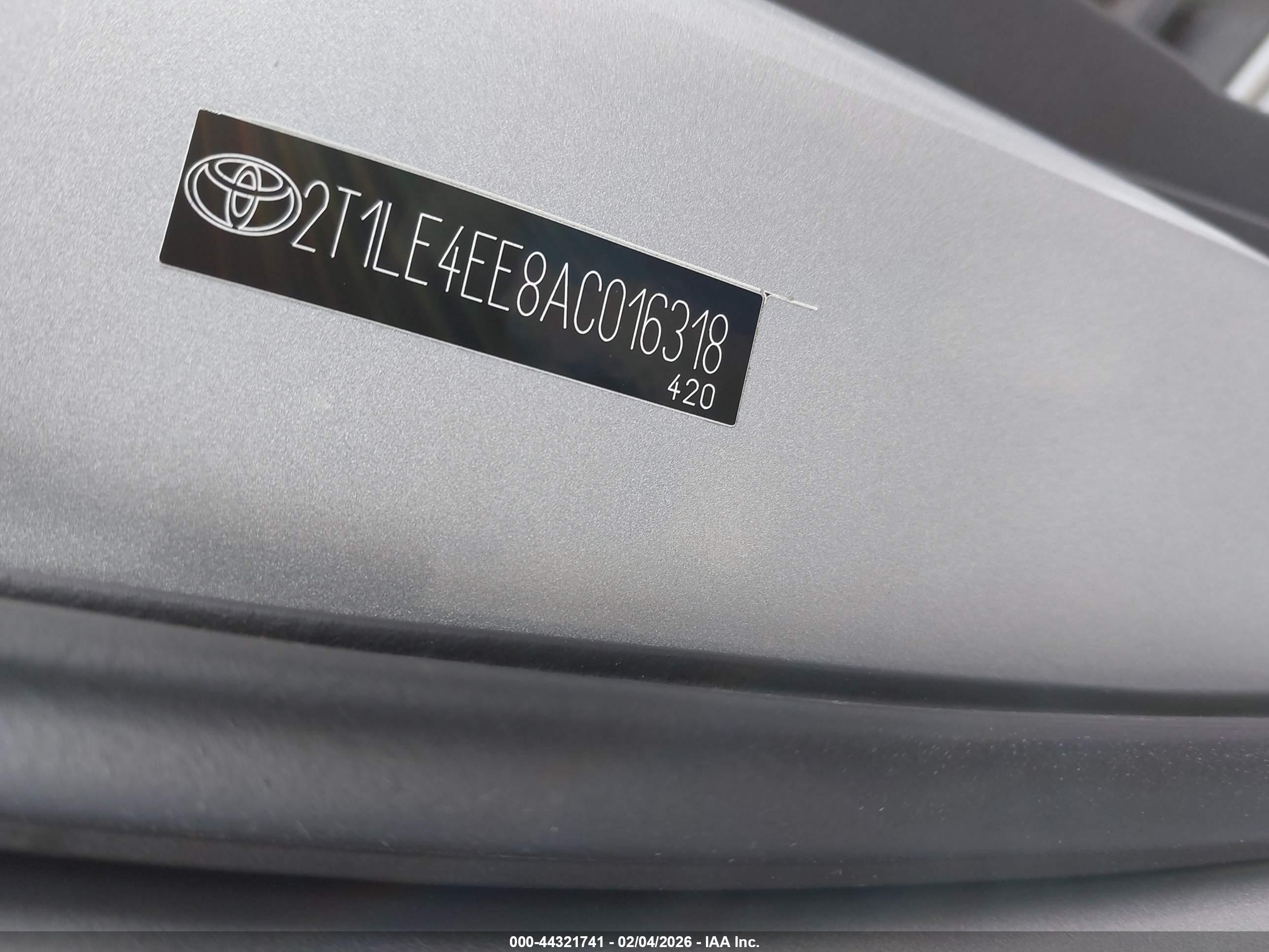 TOYOTA MATRIX image 9
