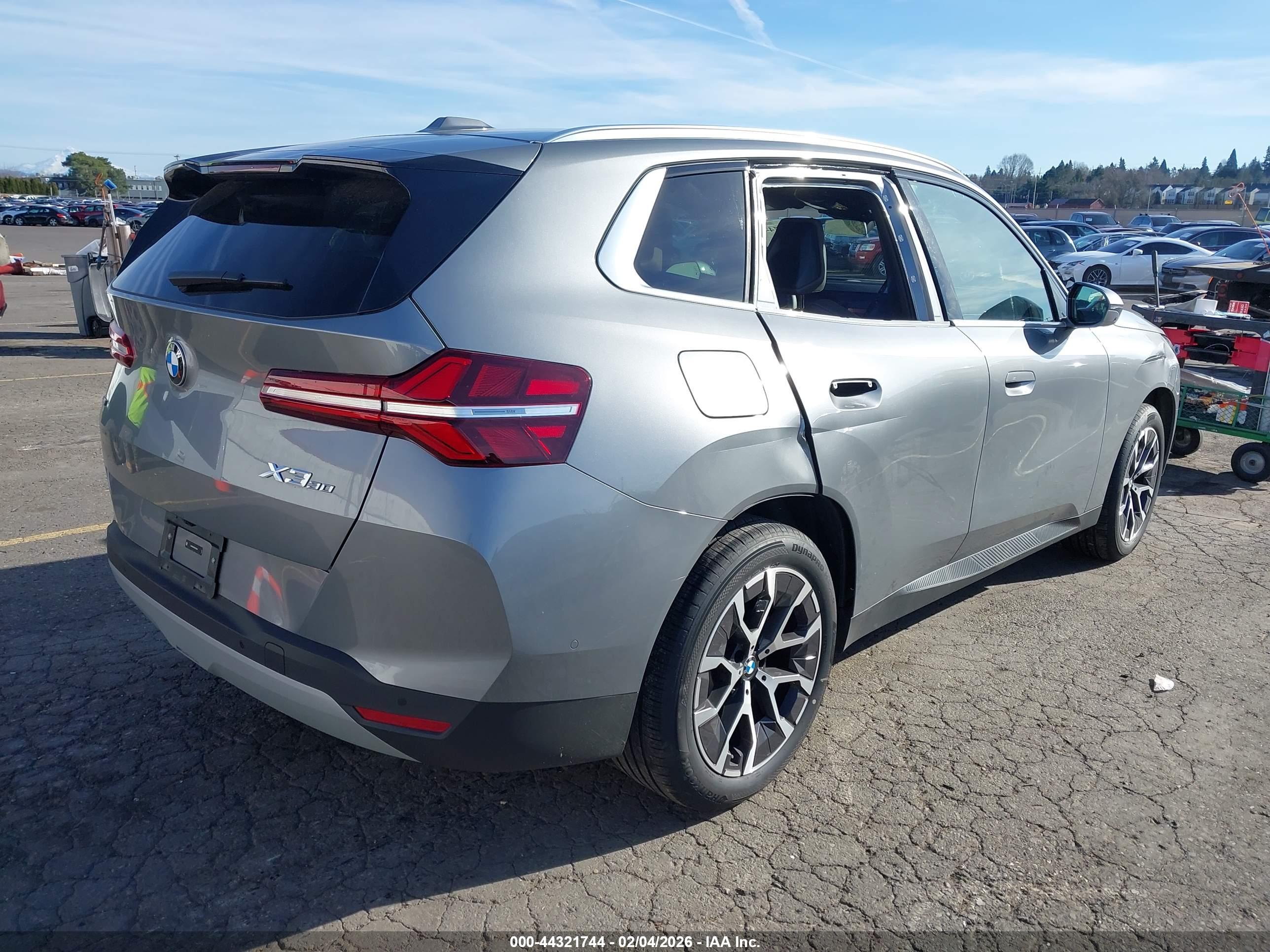 BMW X3 image 4