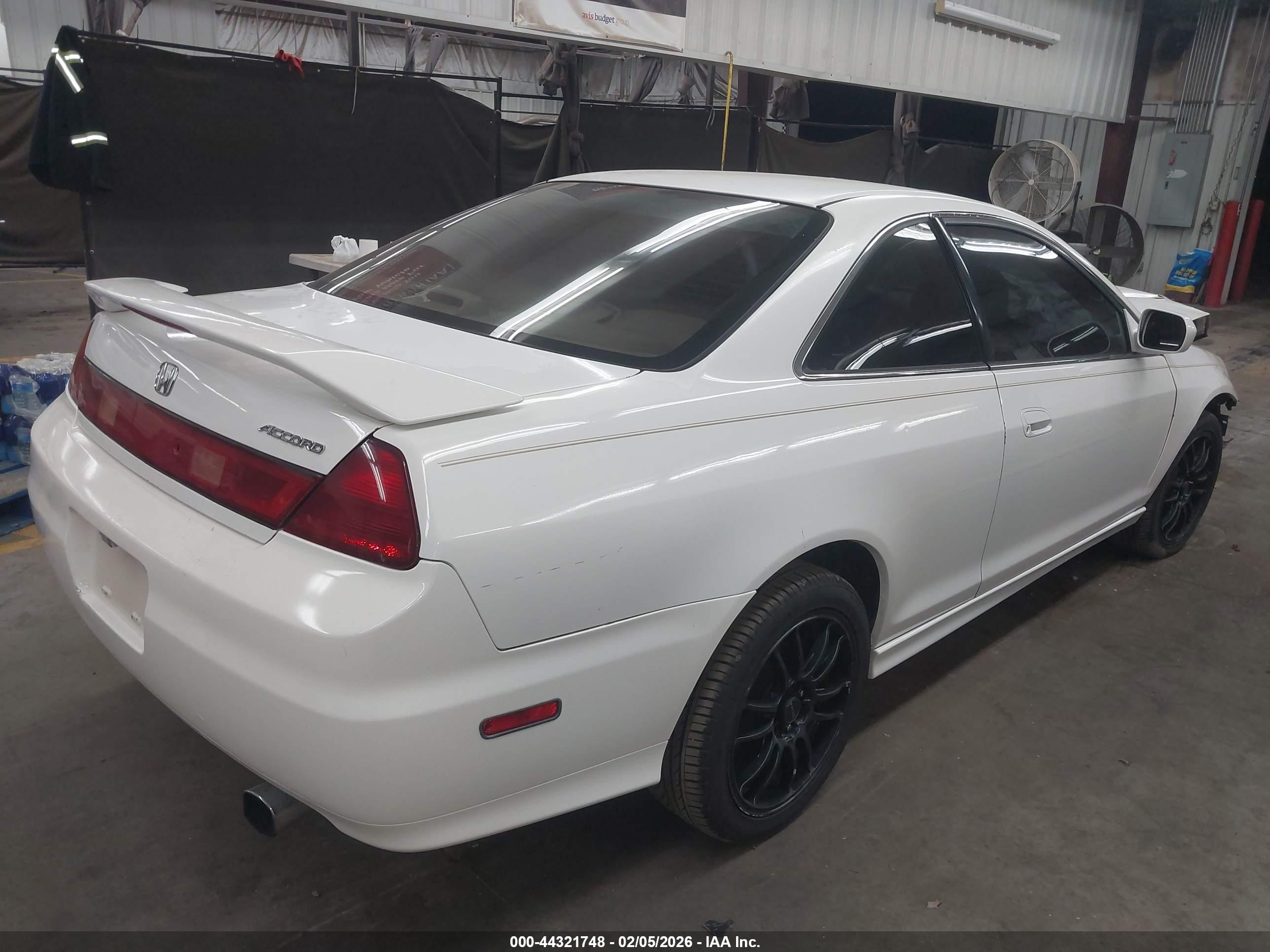 HONDA ACCORD image 4