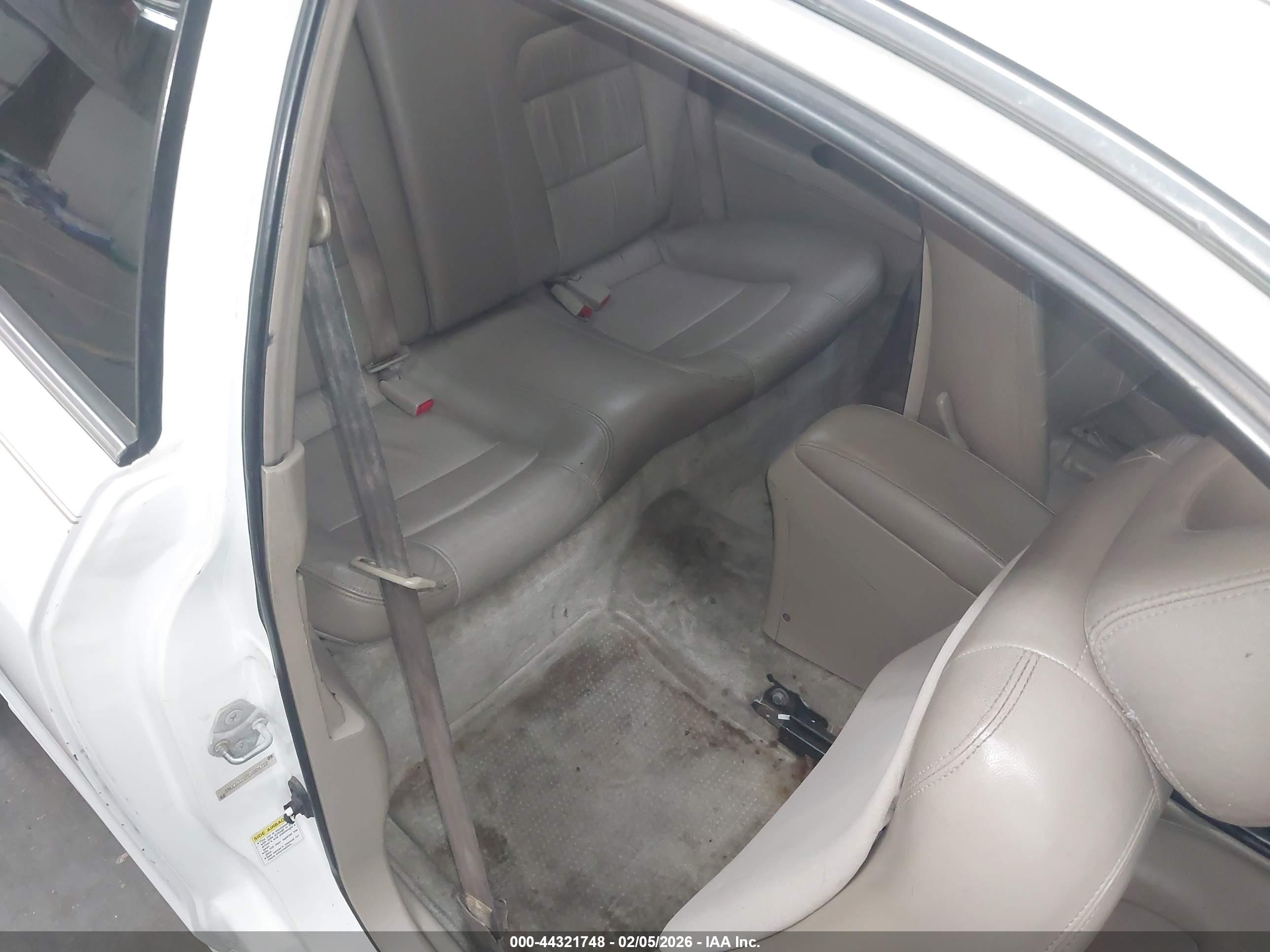 HONDA ACCORD image 8