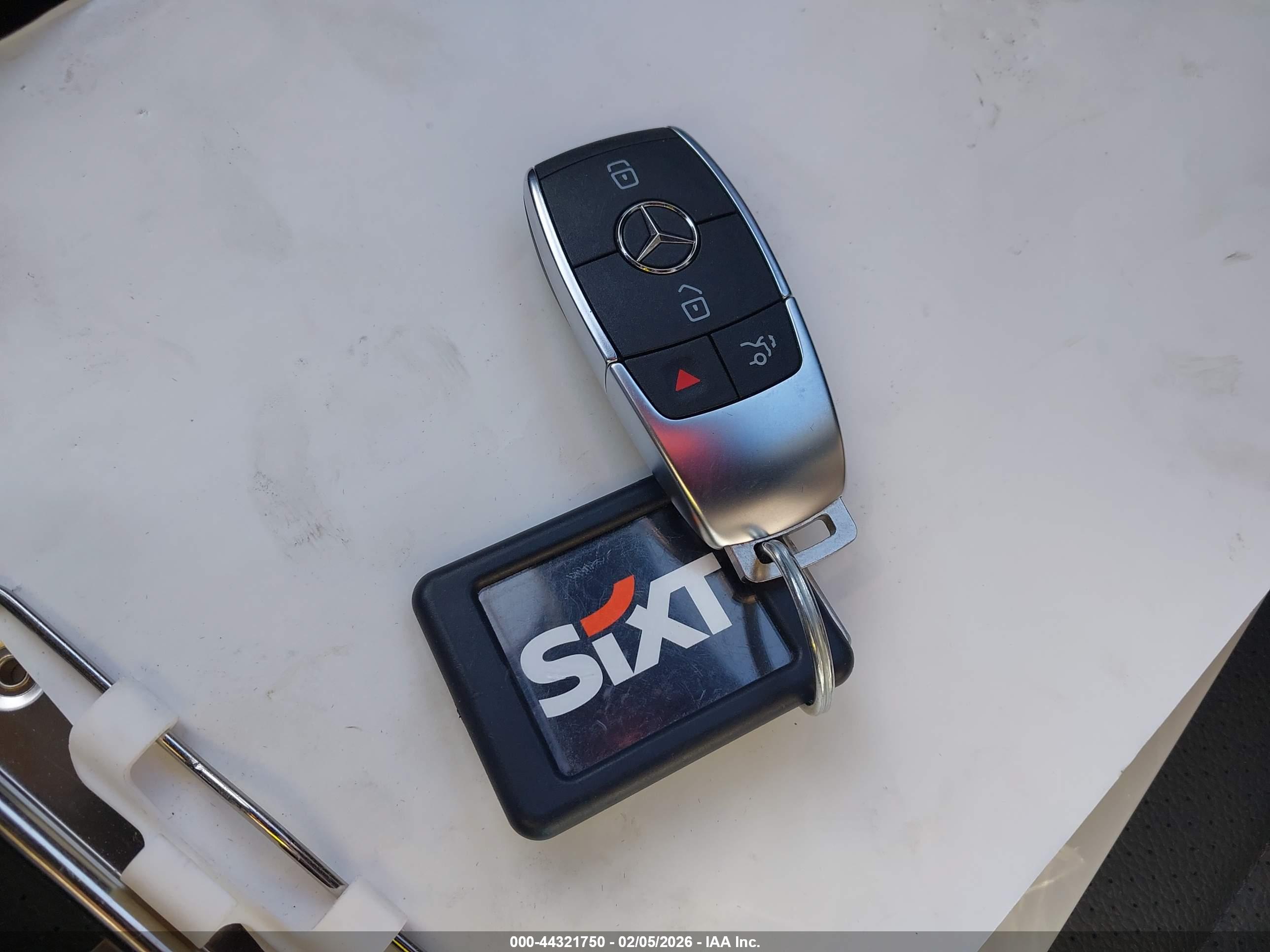 MERCEDES-BENZ GLE image 11