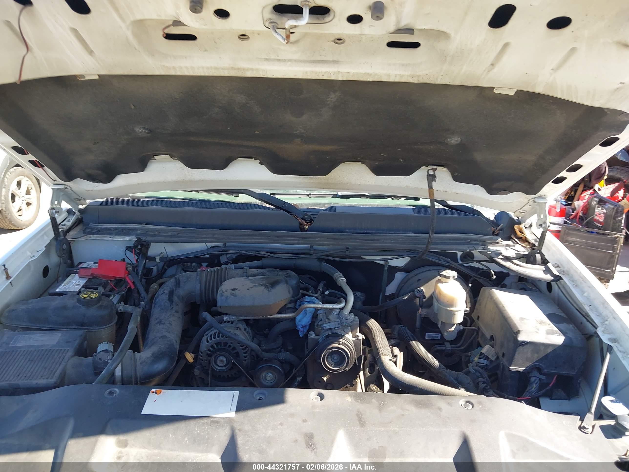 GMC SIERRA image 10