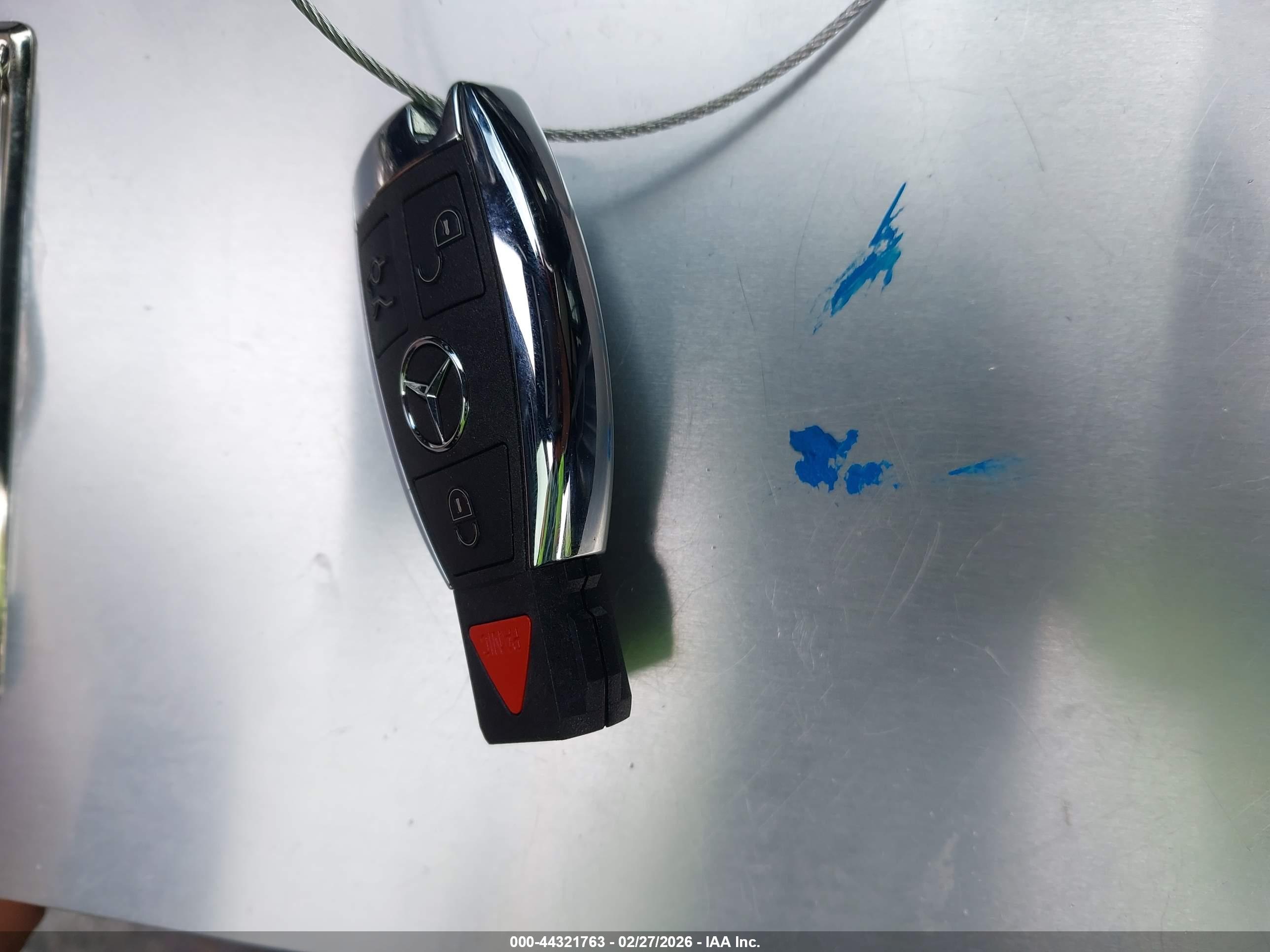 MERCEDES-BENZ R image 11