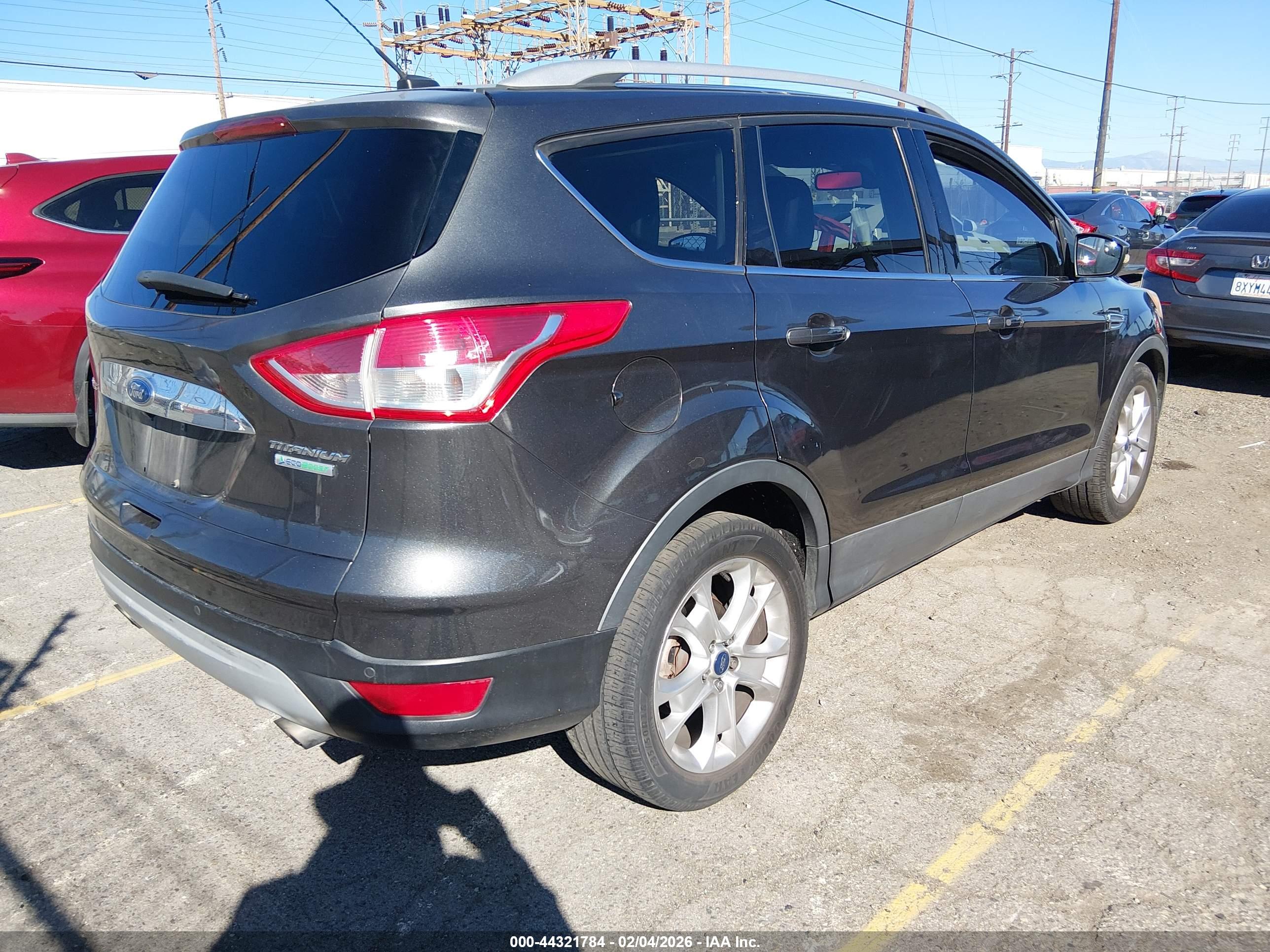 FORD ESCAPE image 4