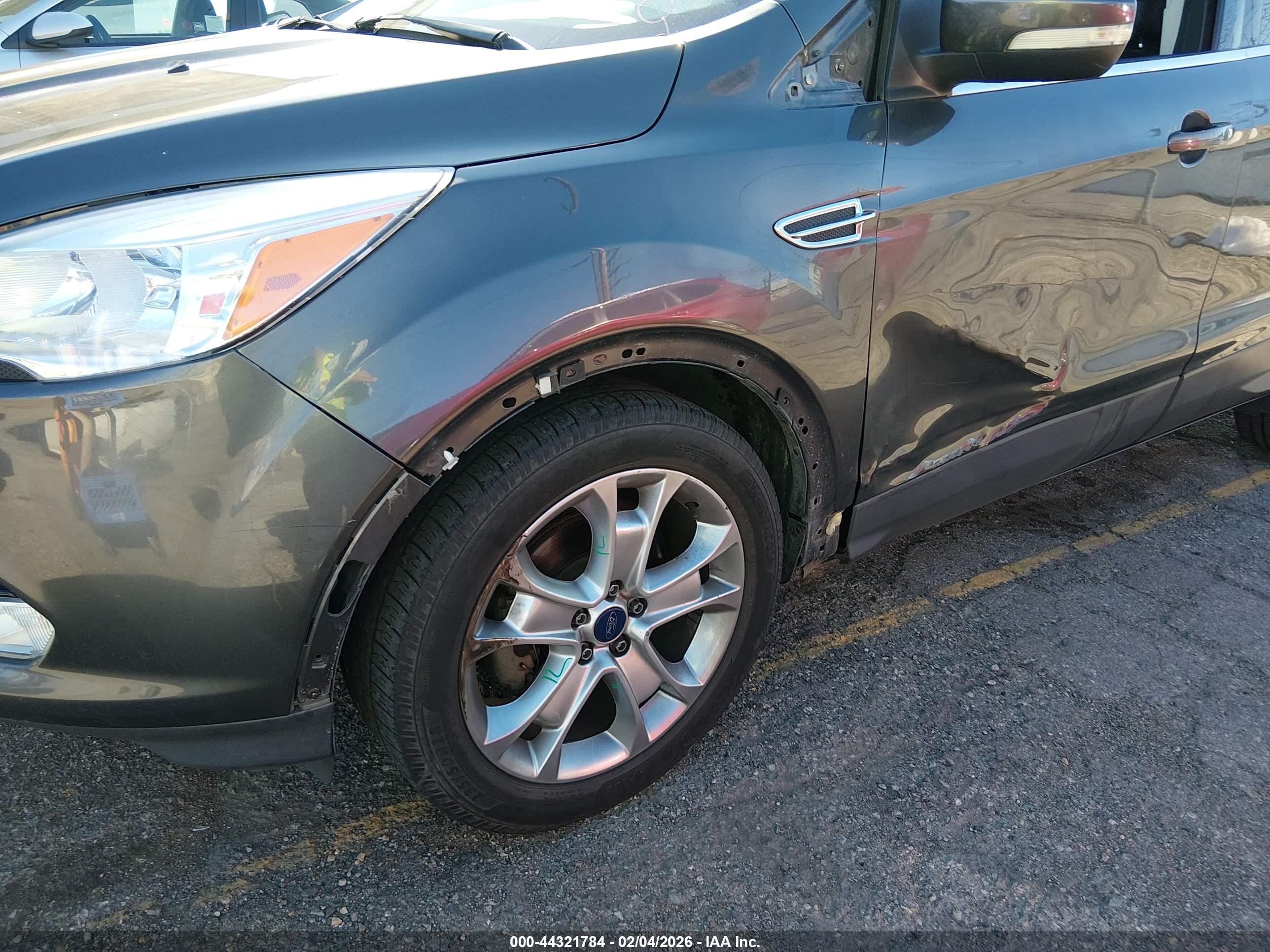 FORD ESCAPE image 6