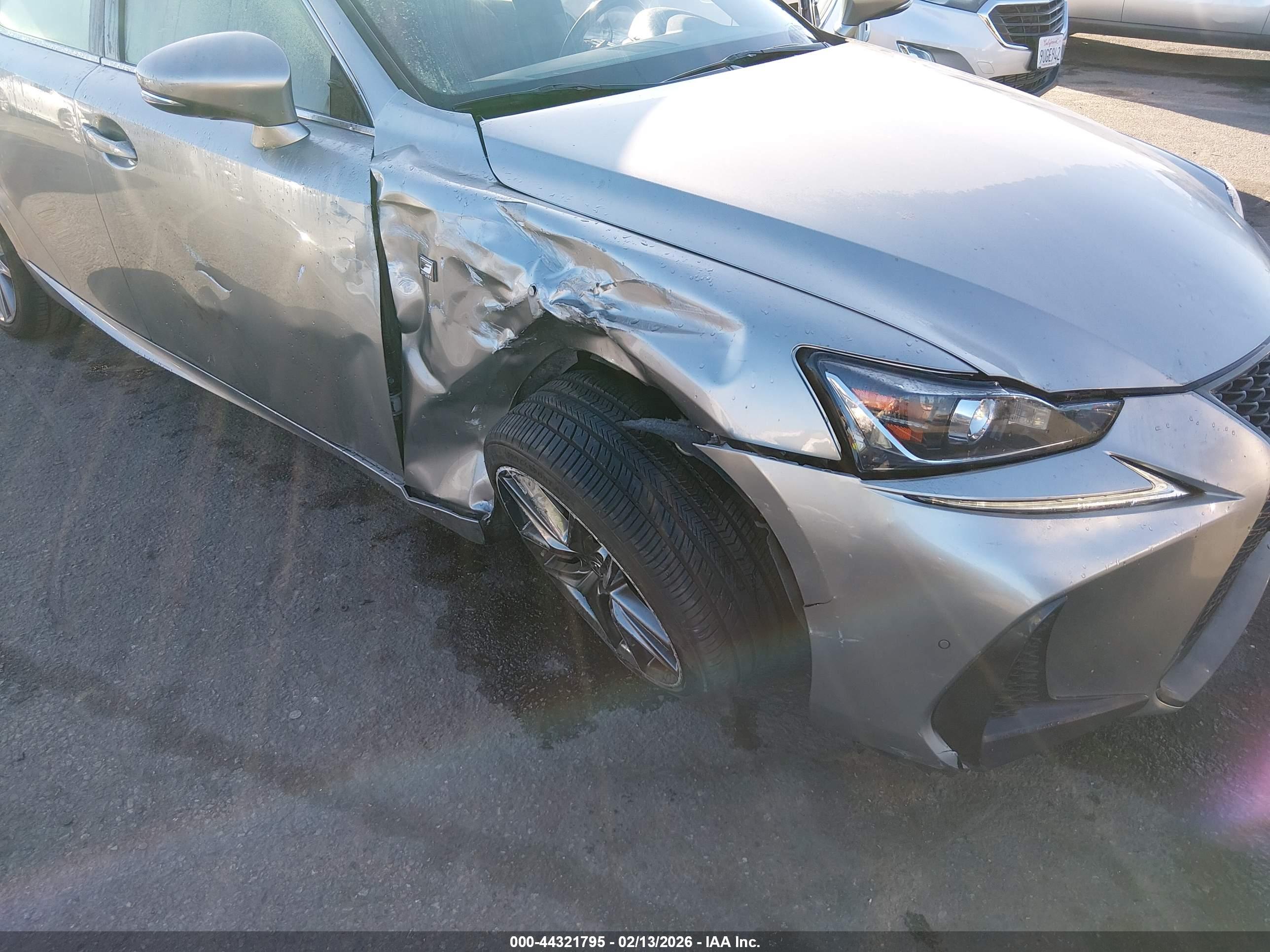LEXUS IS image 6