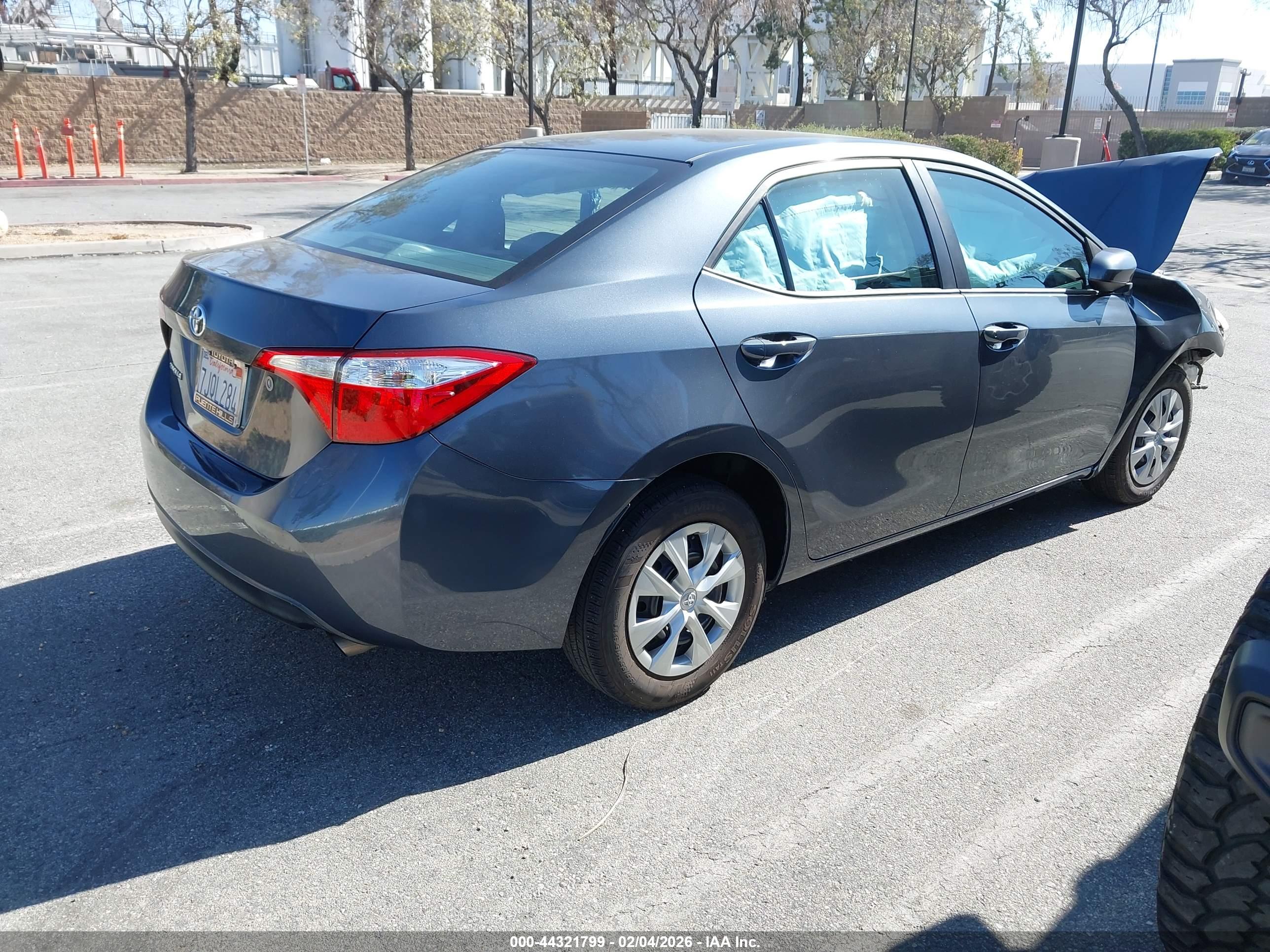 TOYOTA COROLLA image 4