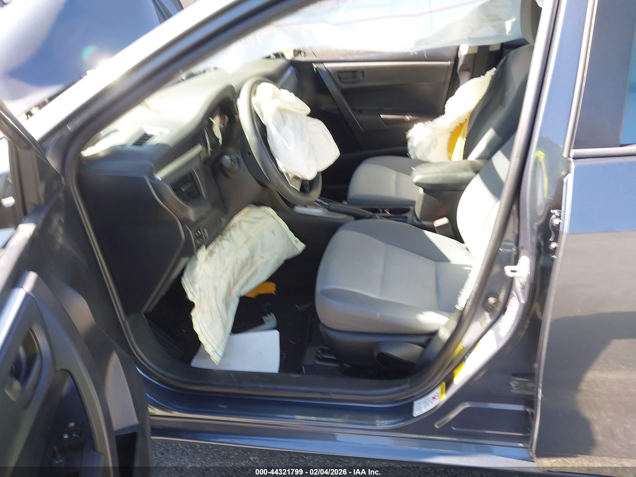 TOYOTA COROLLA image 5