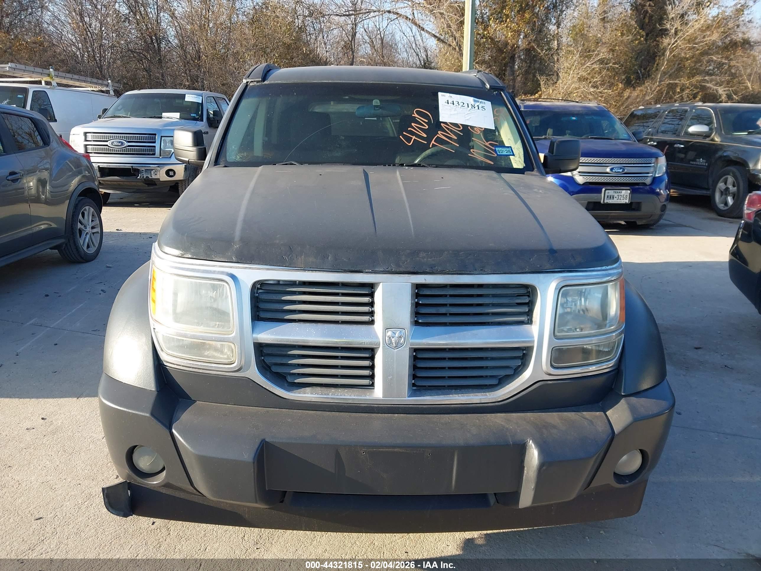 DODGE NITRO image 6