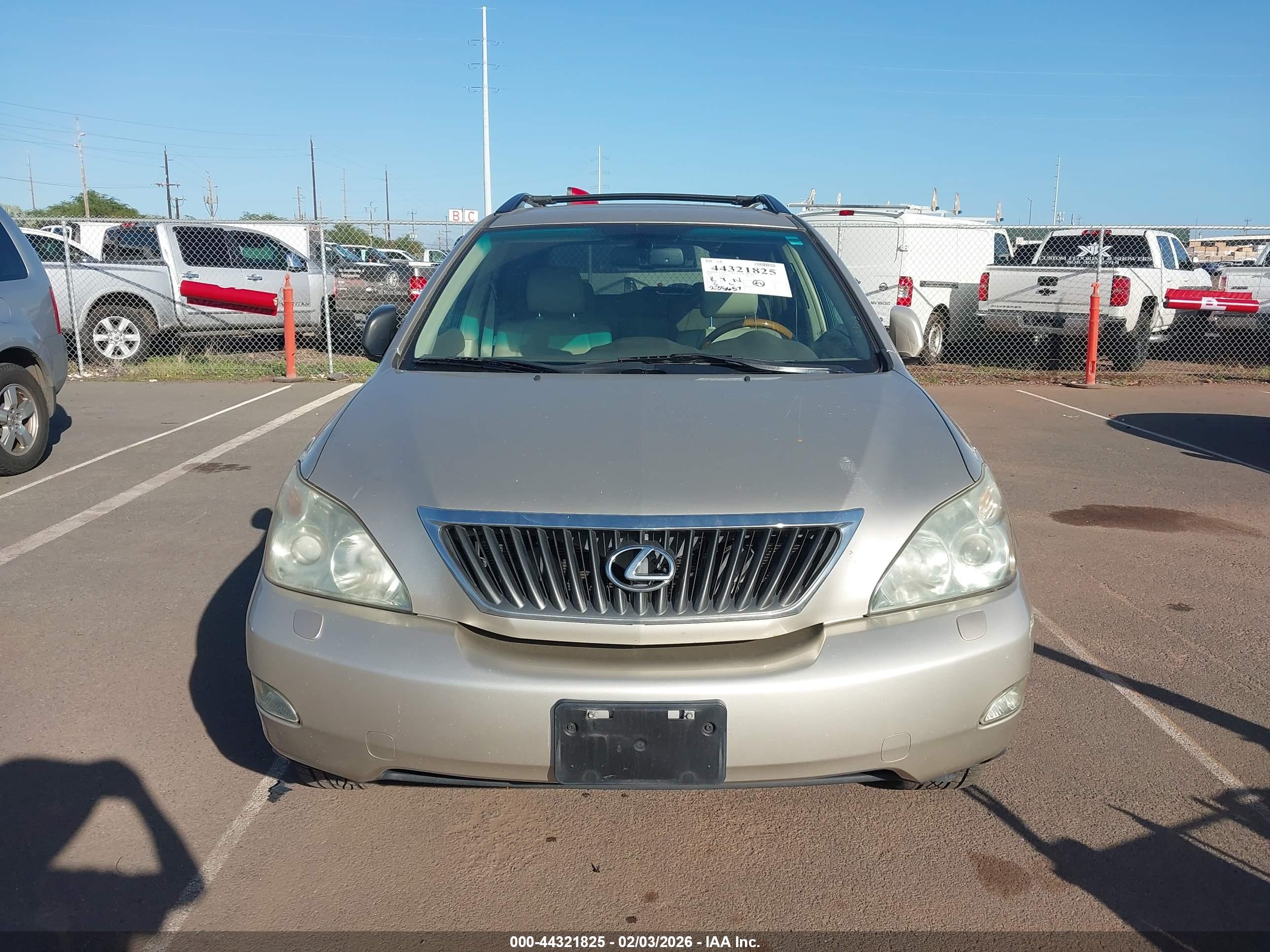 LEXUS RX image 6