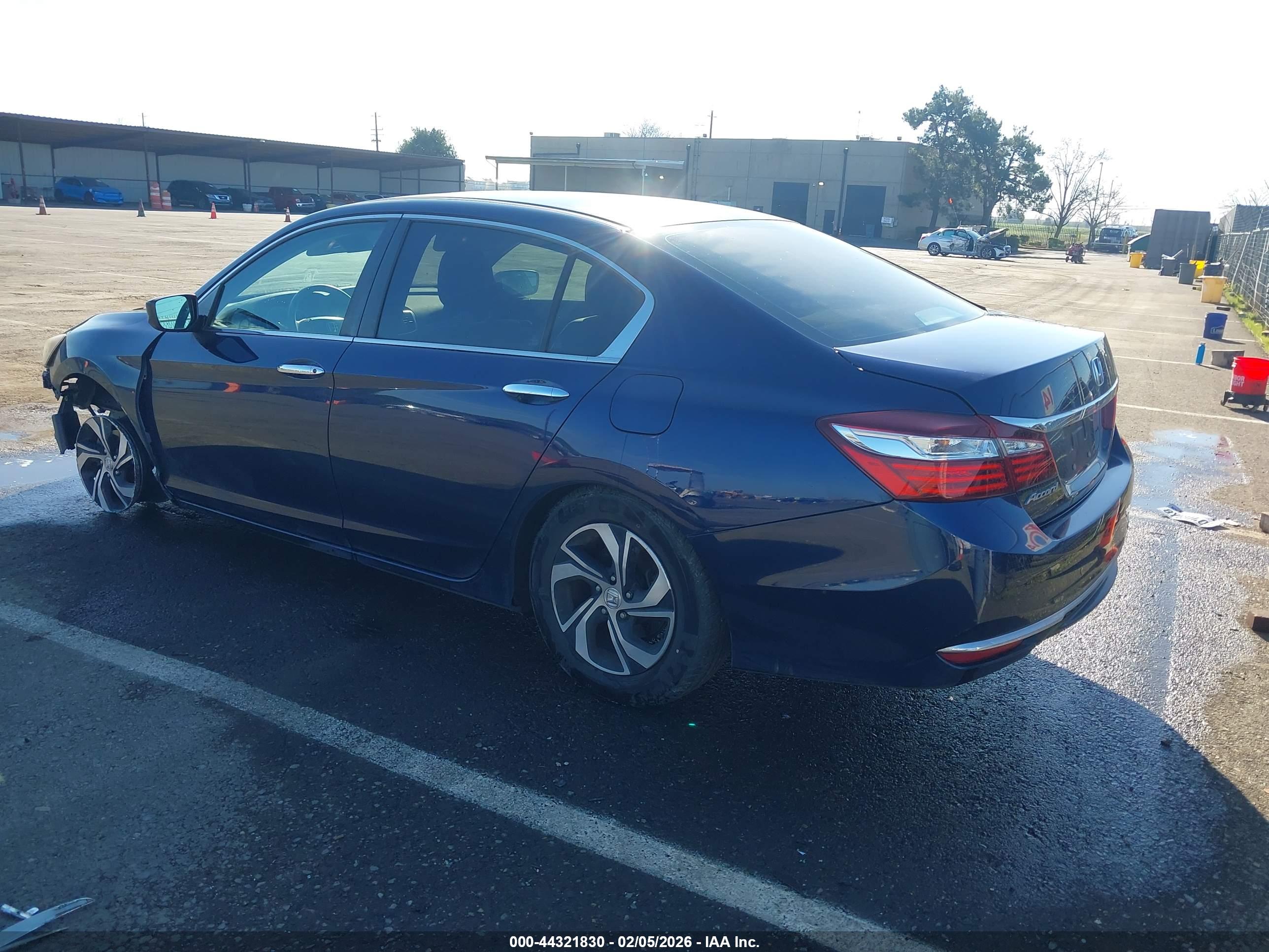 HONDA ACCORD image 3