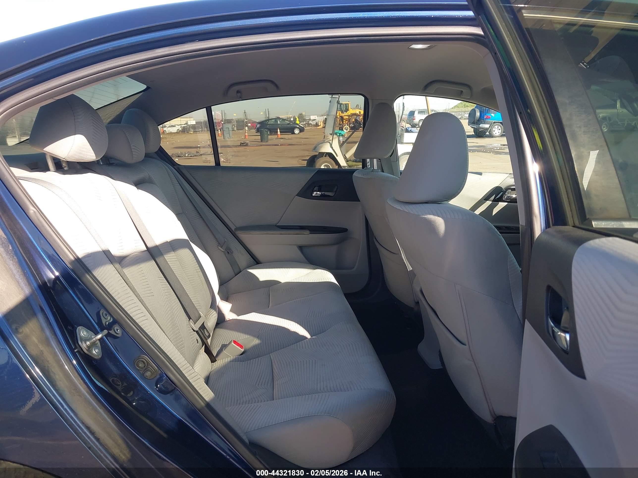 HONDA ACCORD image 8