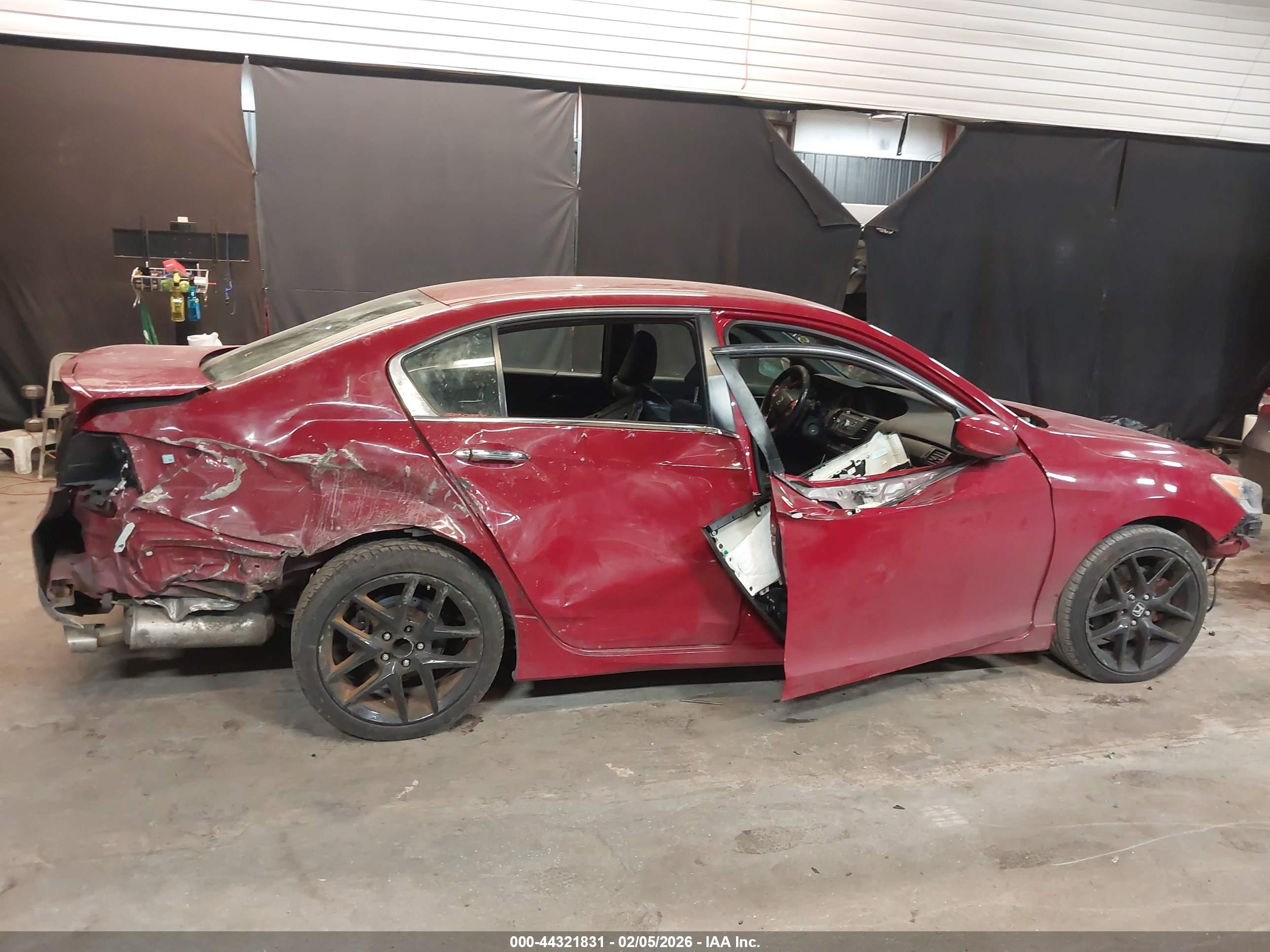 HONDA ACCORD image 6