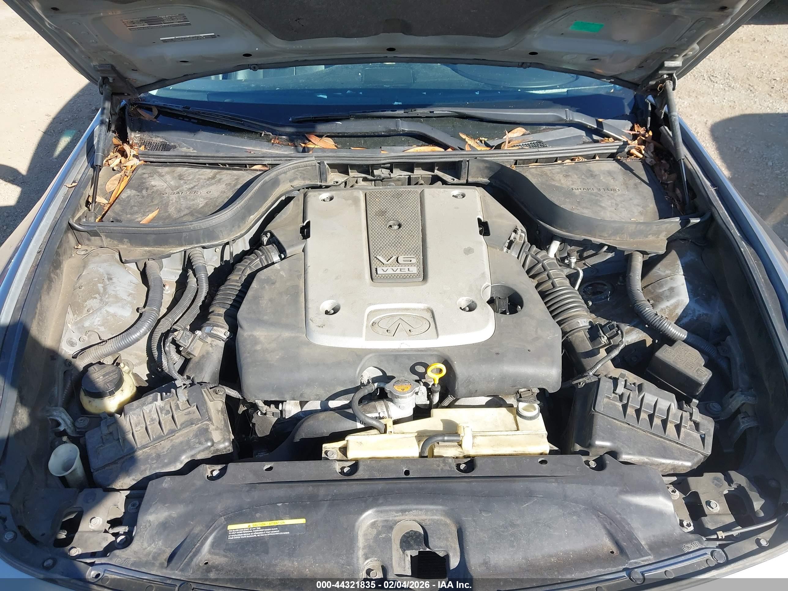 INFINITI G37 image 10