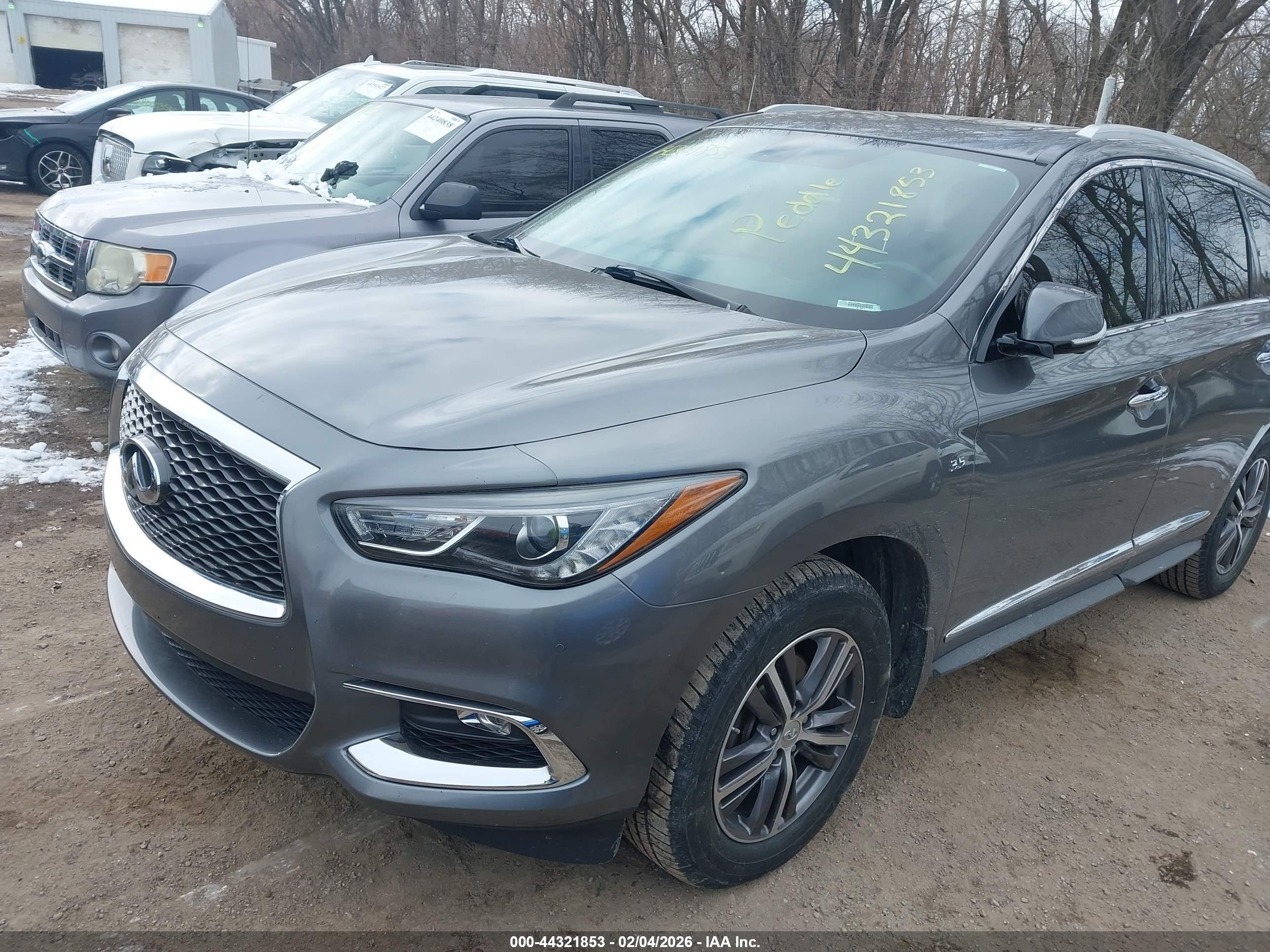INFINITI QX60 image 6