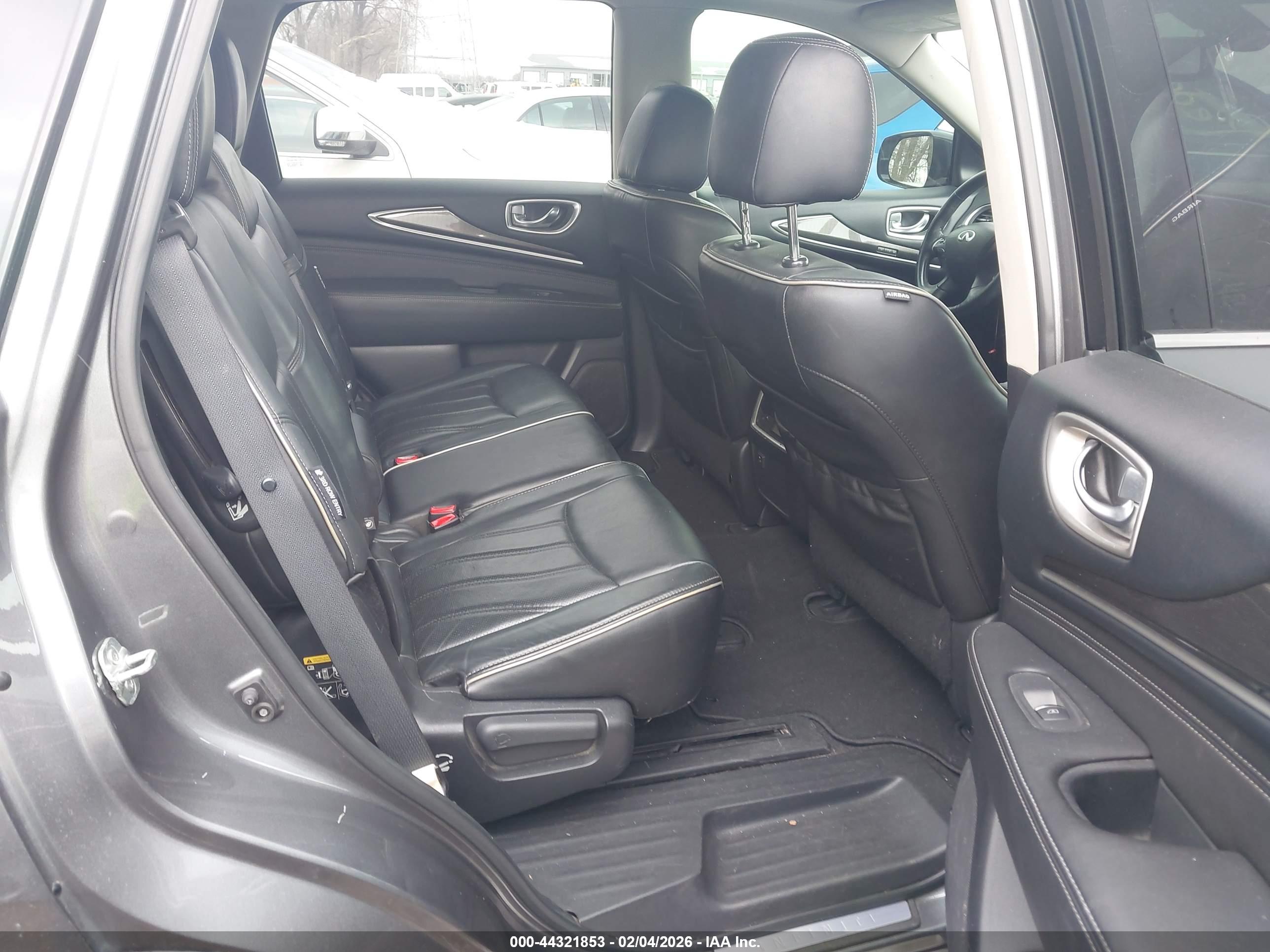 INFINITI QX60 image 8