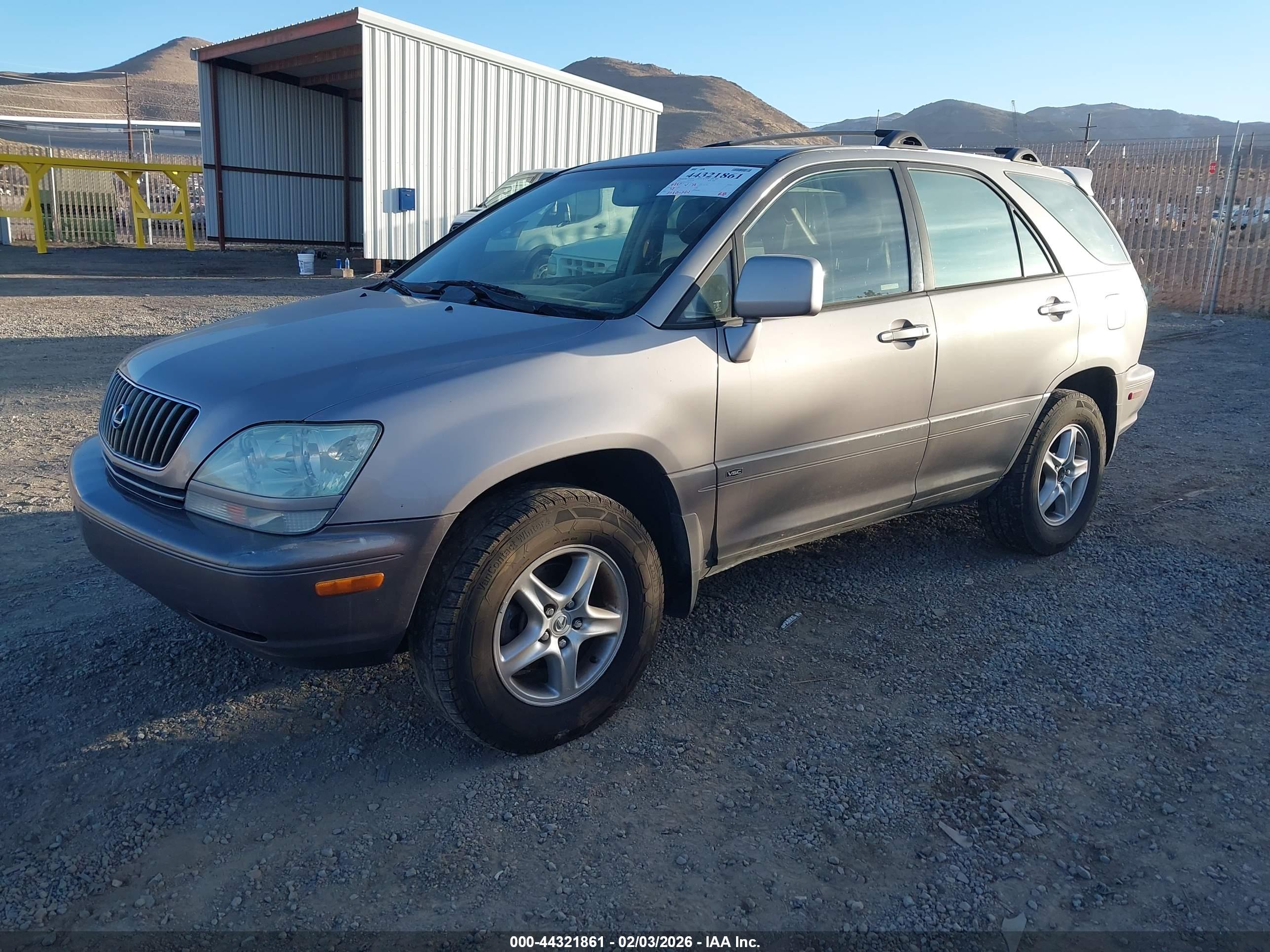 LEXUS RX image 2