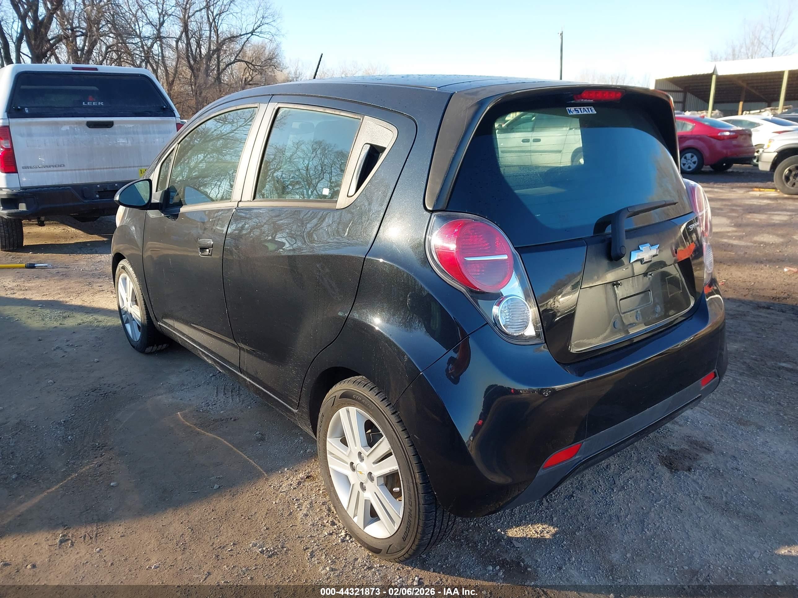 CHEVROLET SPARK image 3