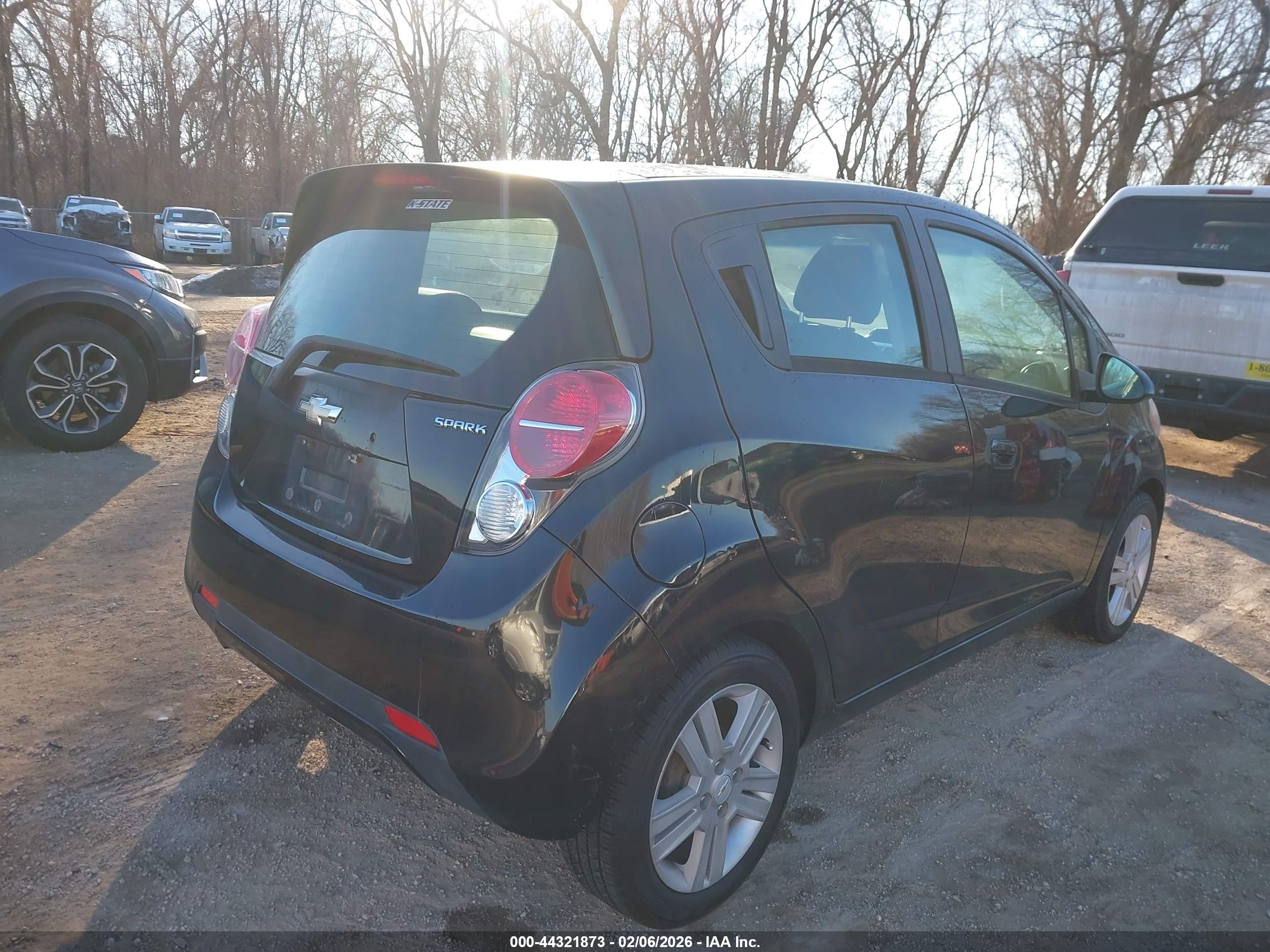 CHEVROLET SPARK image 4