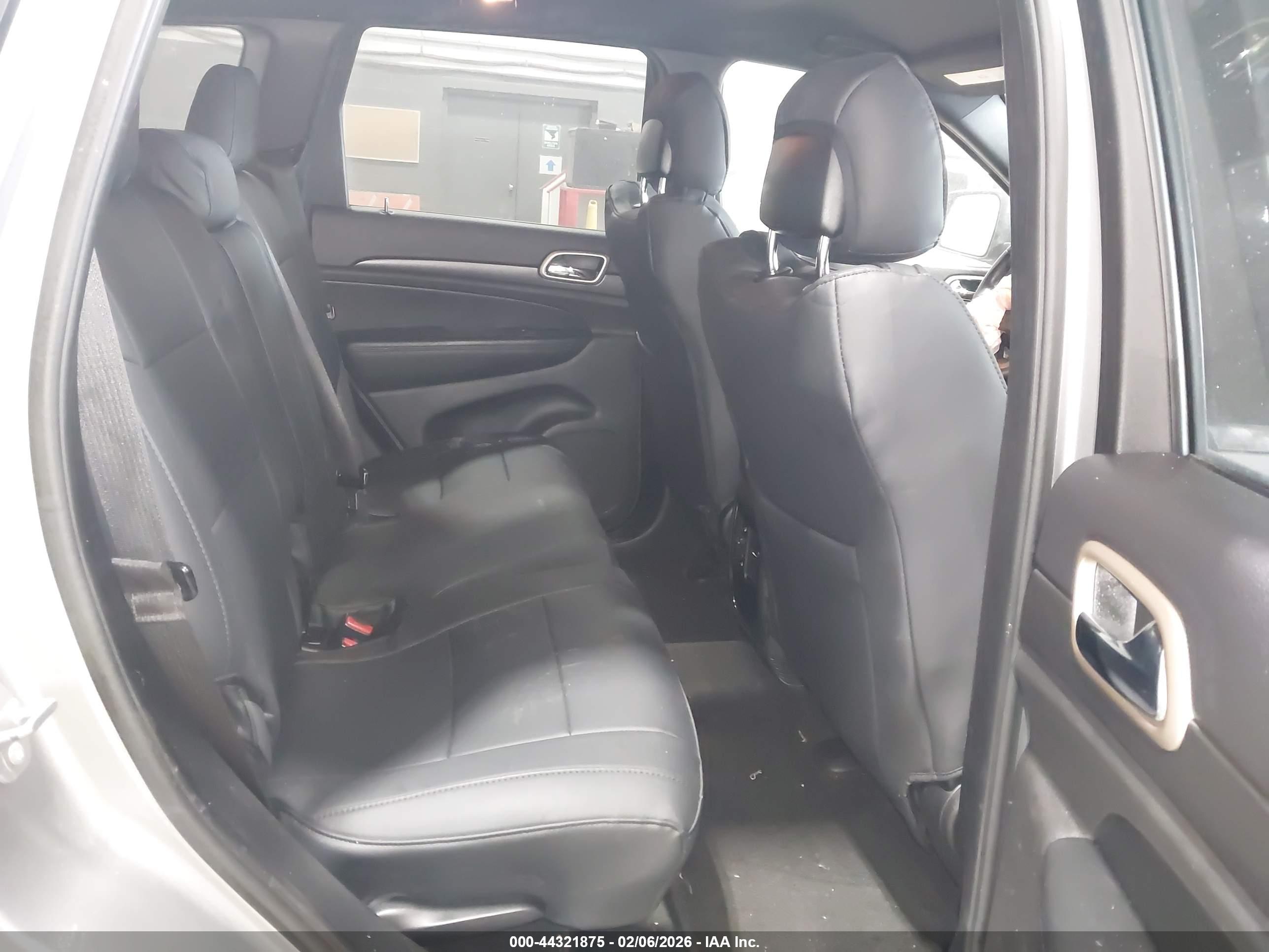 JEEP GRAND image 8