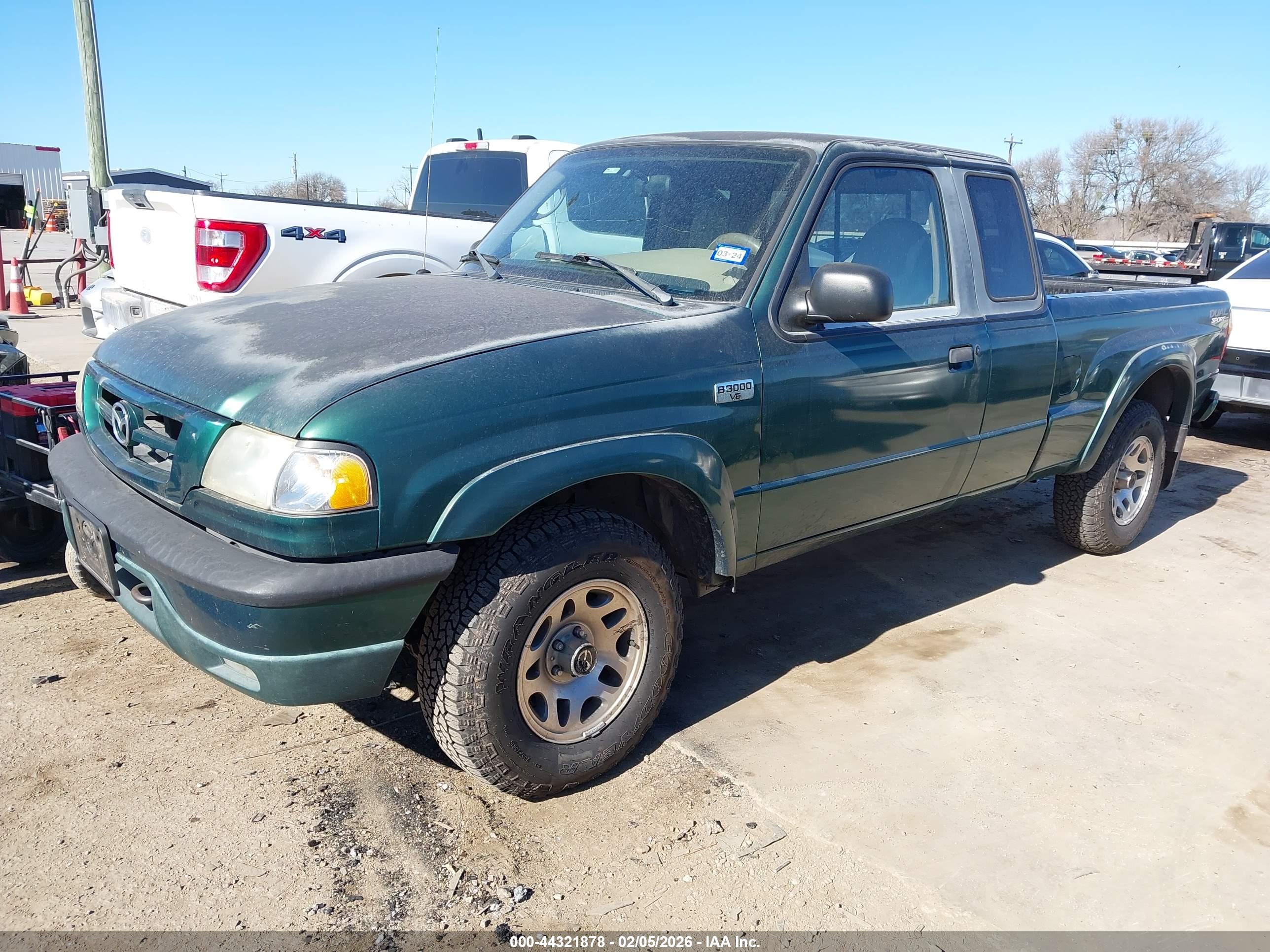 MAZDA B3000 image 2
