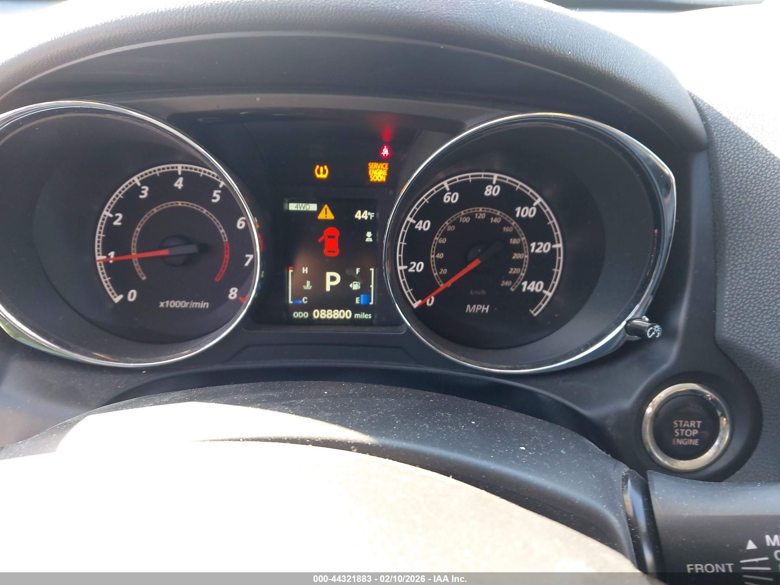 MITSUBISHI OUTLANDER image 7