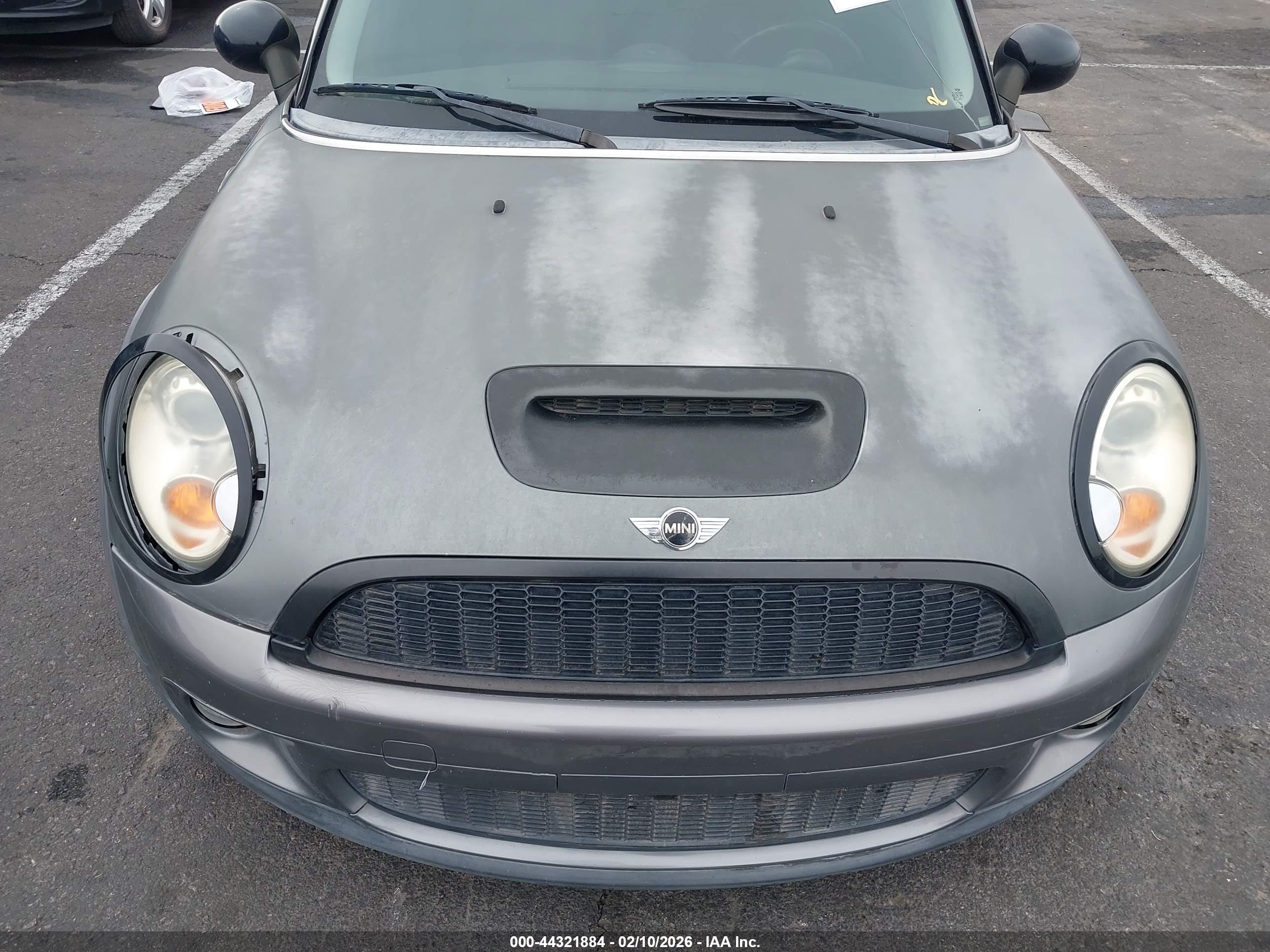 MINI COOPER image 6