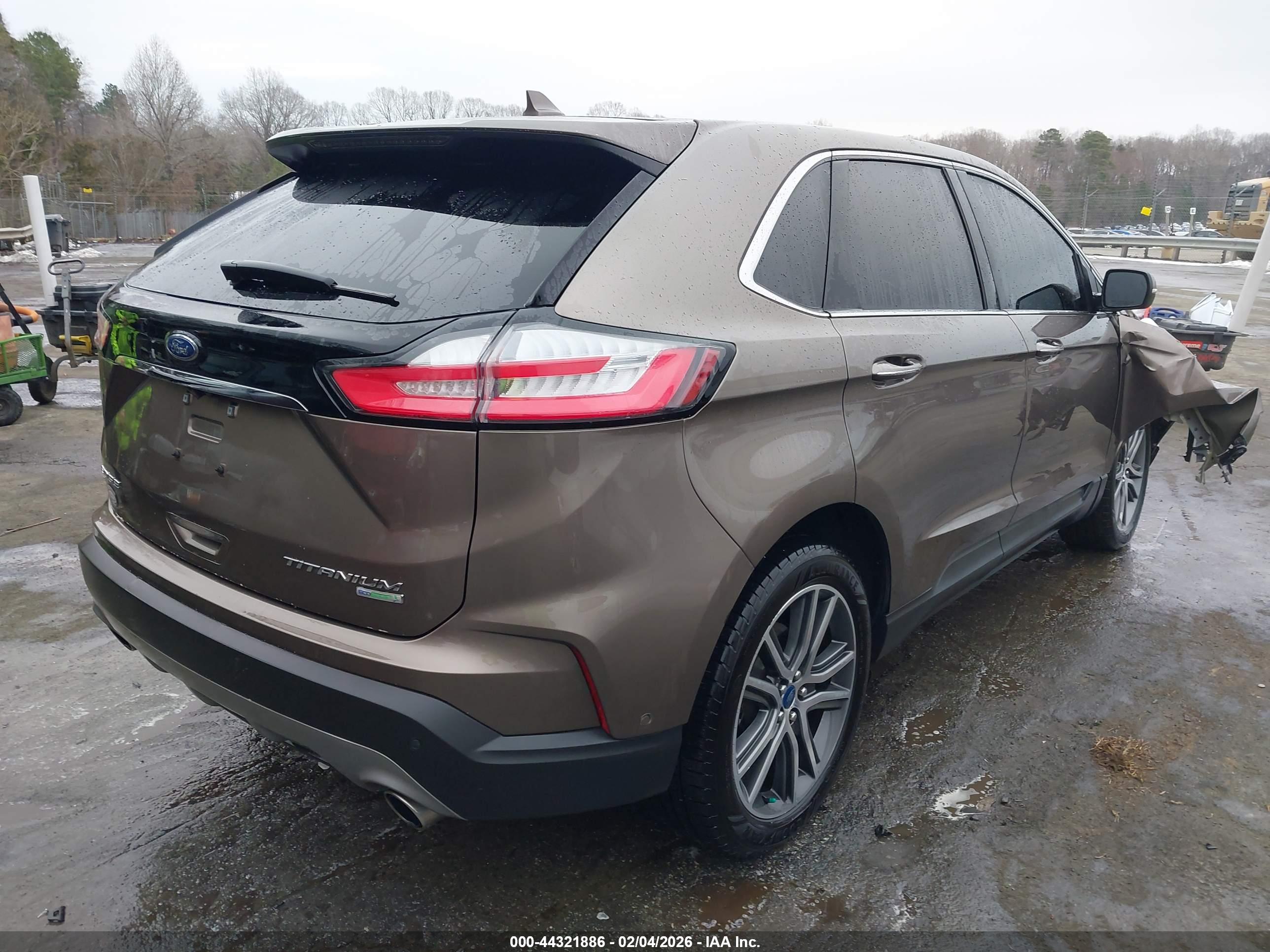 FORD EDGE image 4