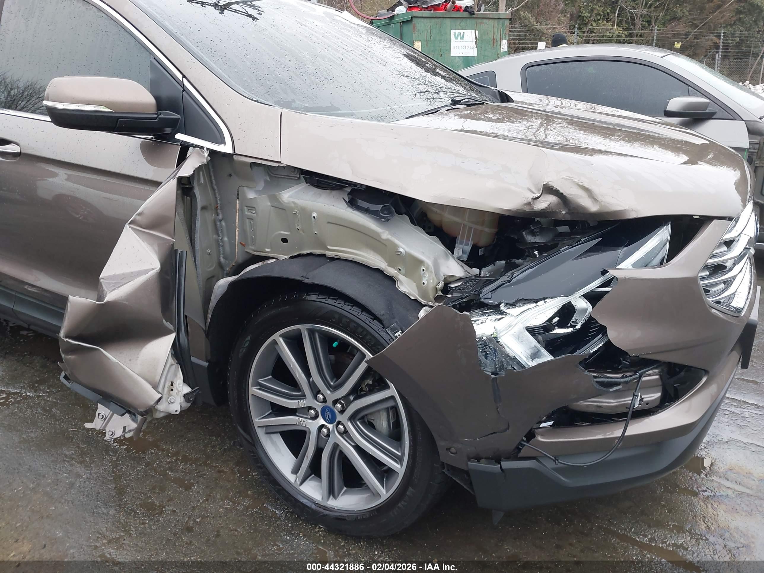 FORD EDGE image 6