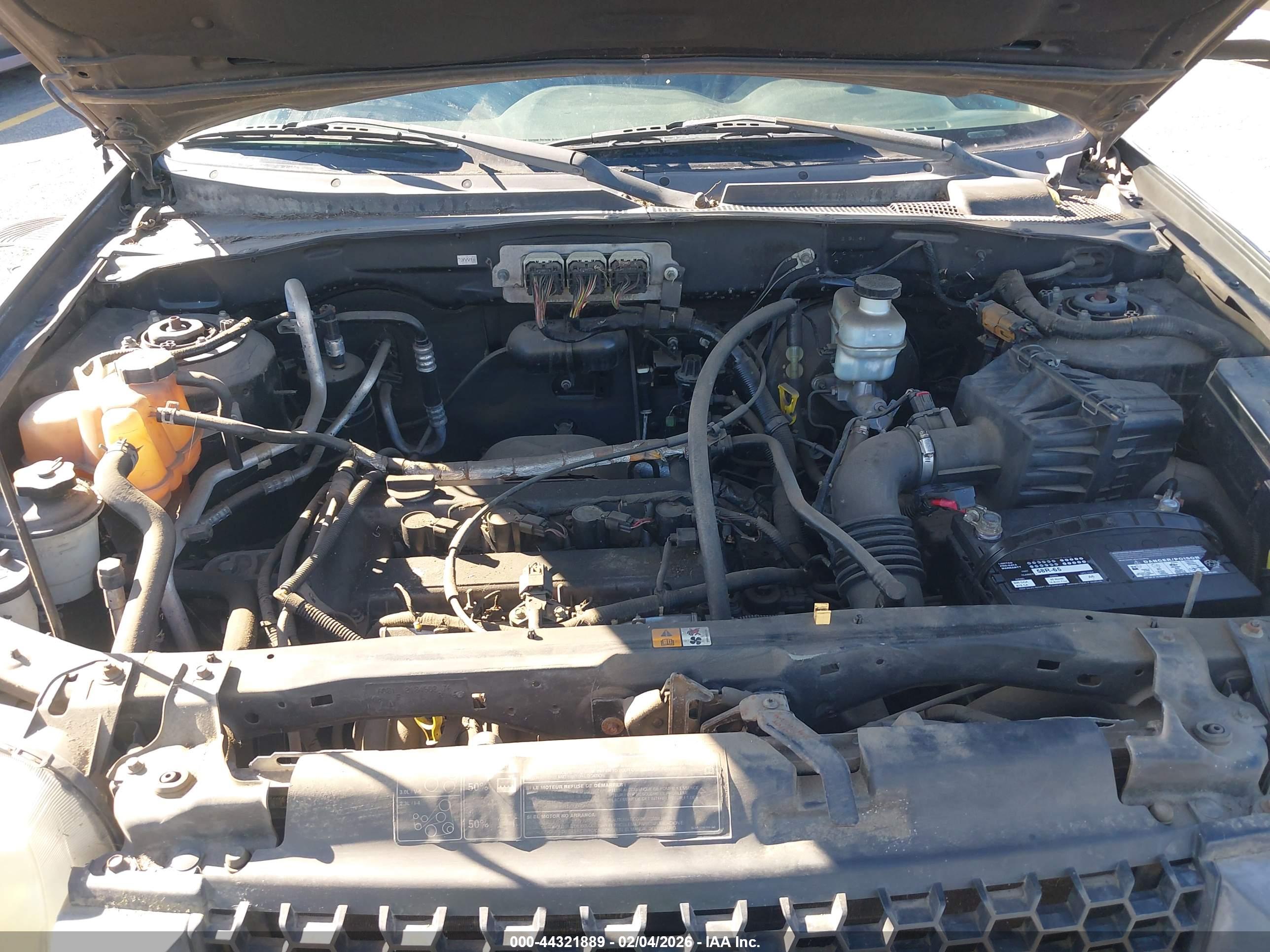 FORD ESCAPE image 10