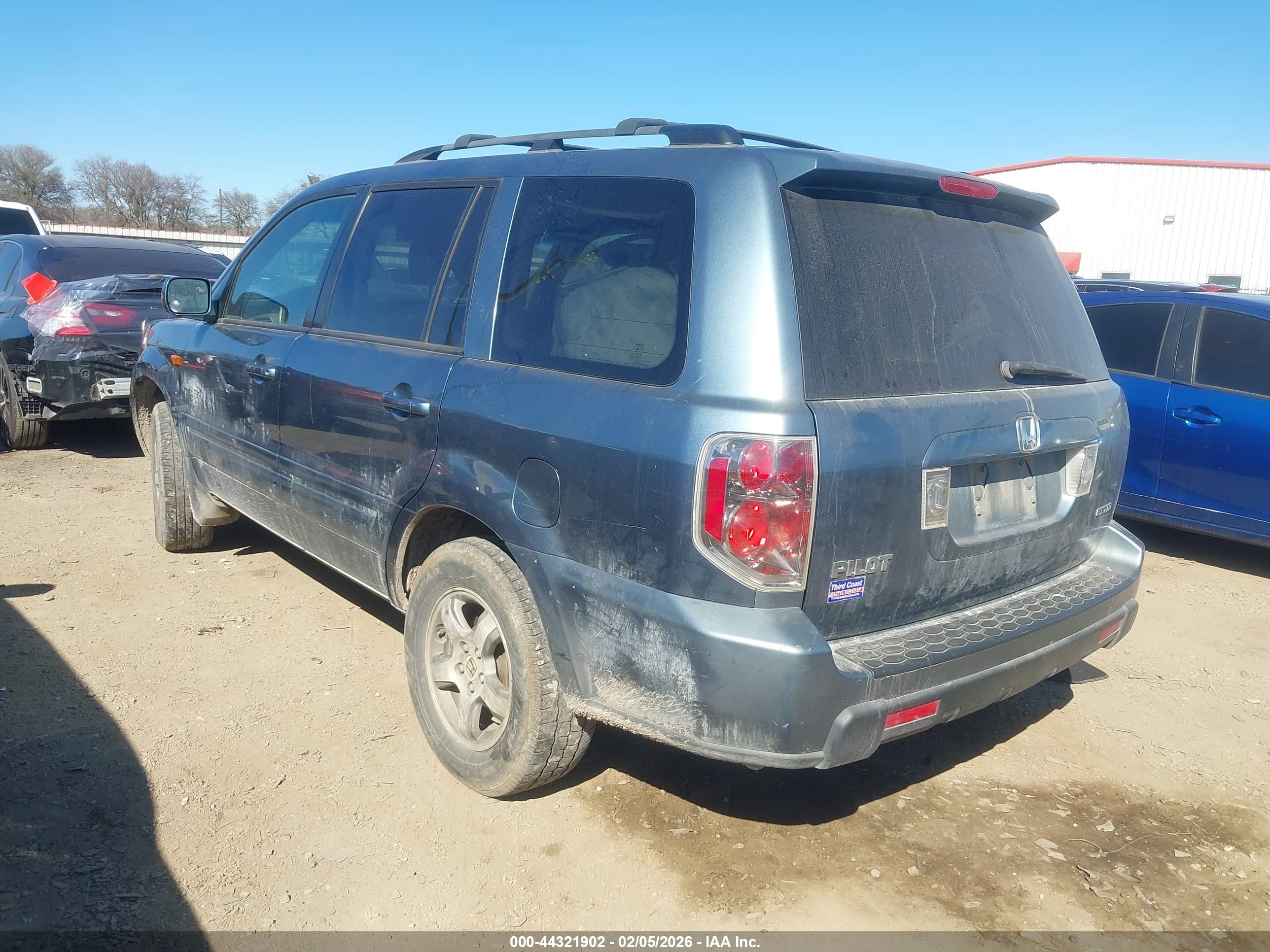 HONDA PILOT image 3