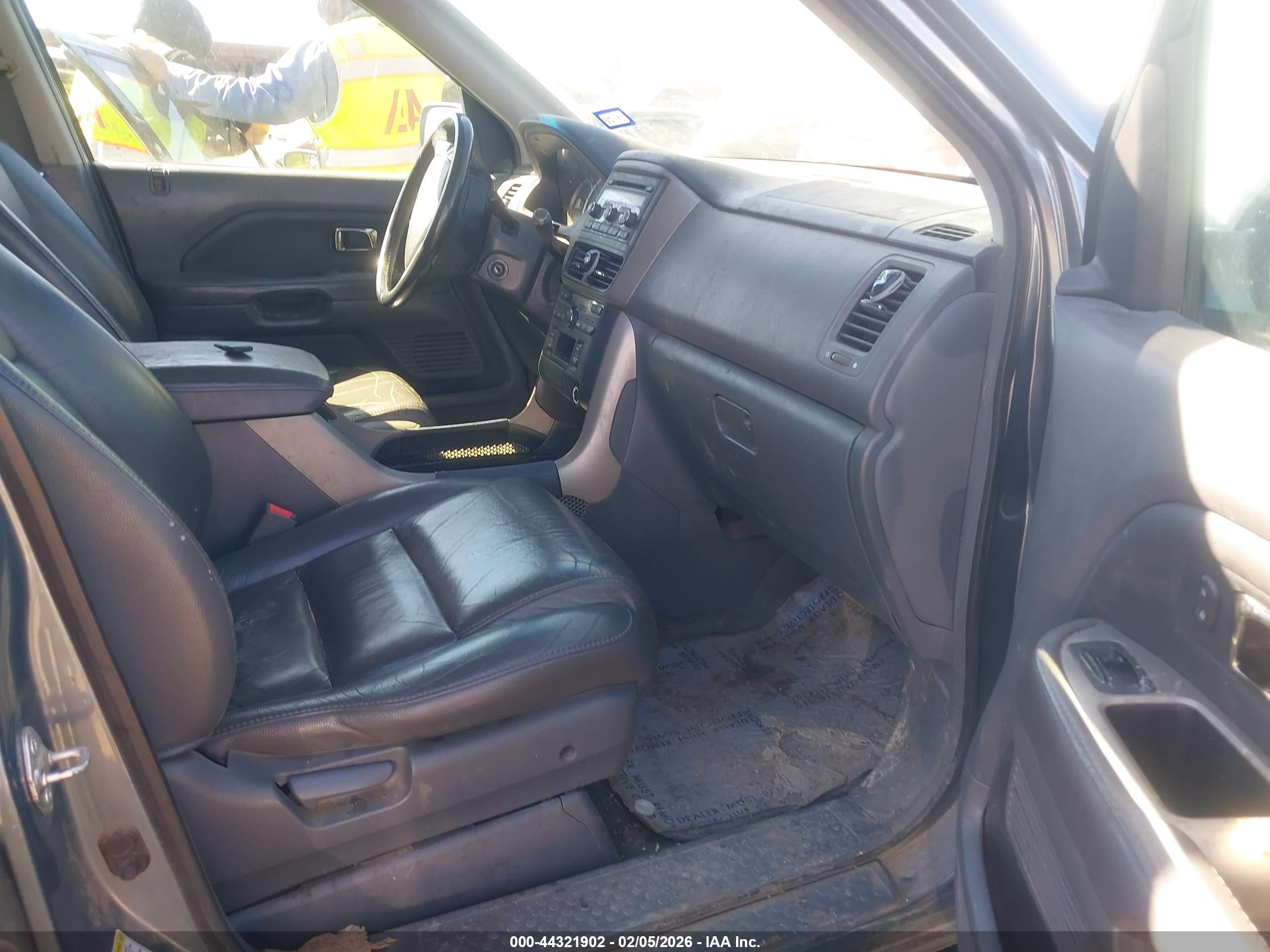 HONDA PILOT image 5