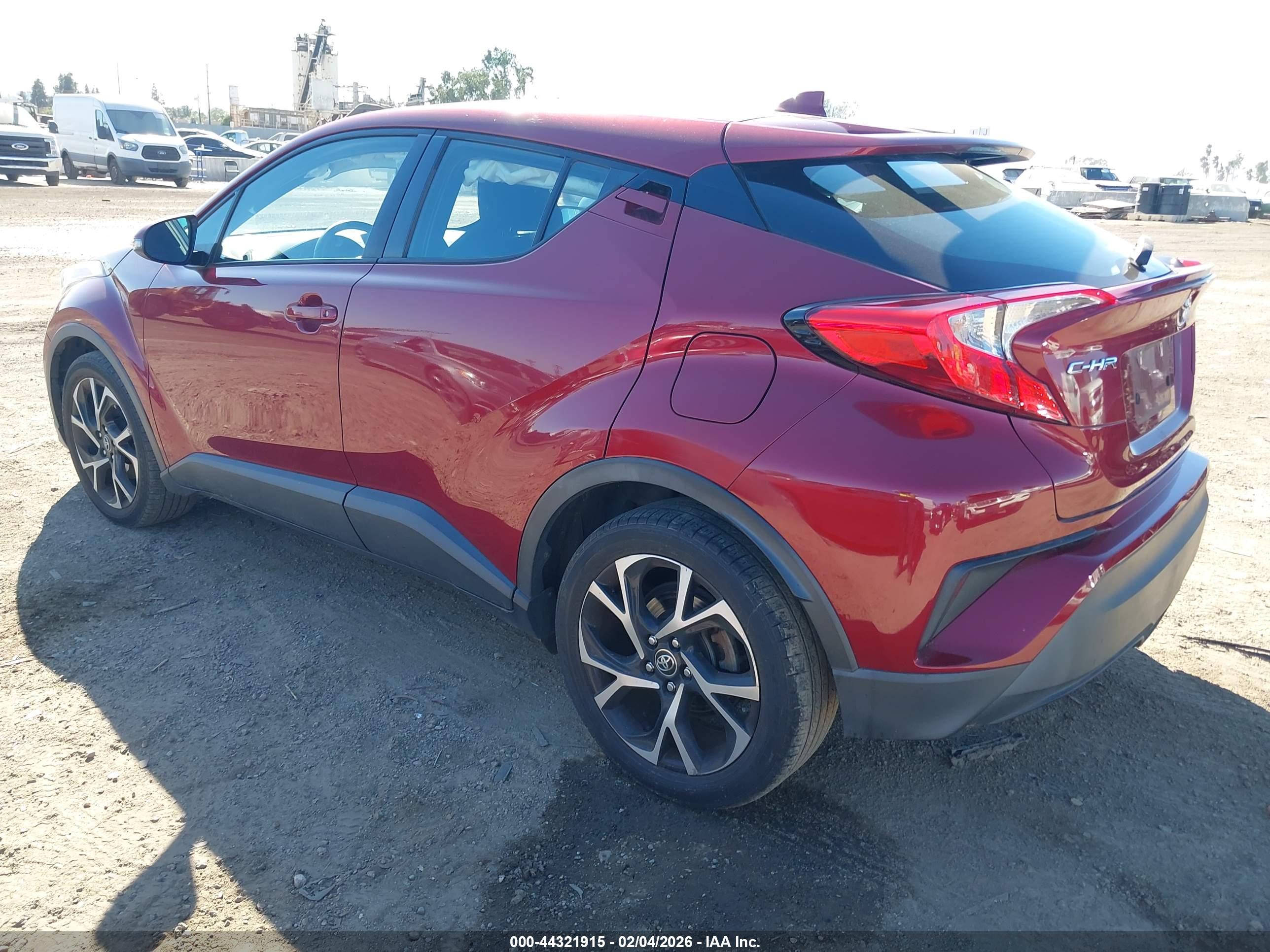 TOYOTA C-HR image 3