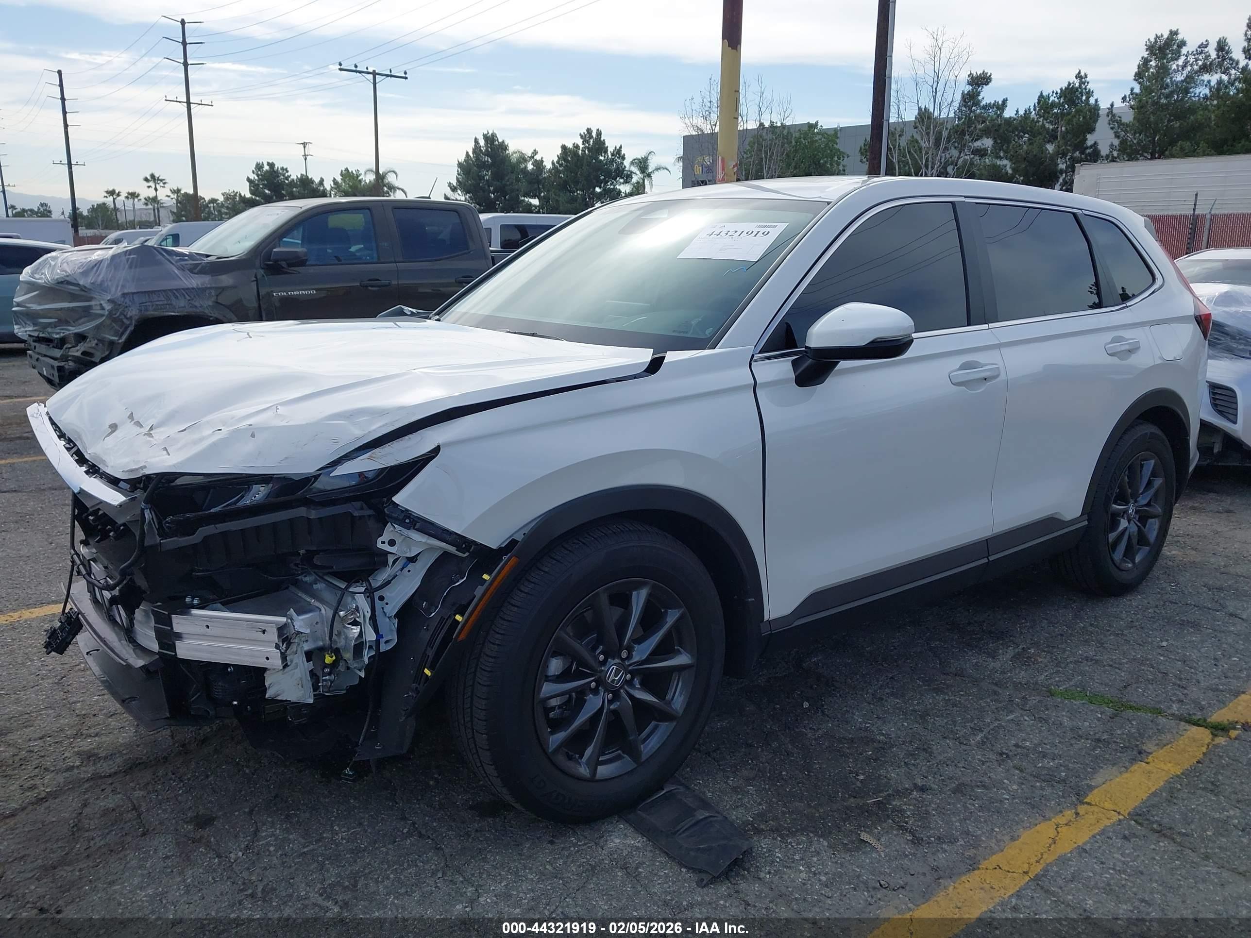 HONDA CR-V image 2