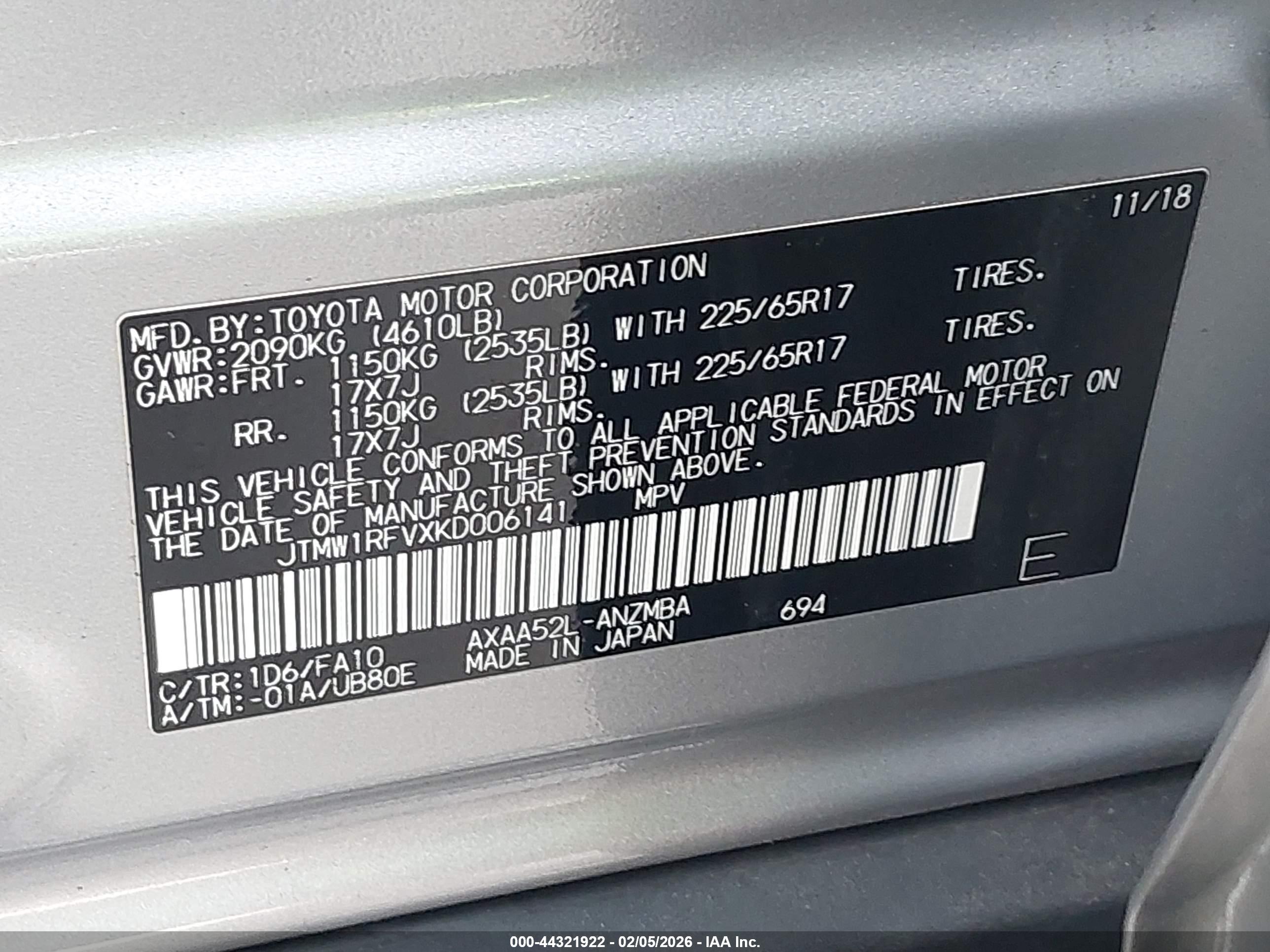 TOYOTA RAV4 image 9