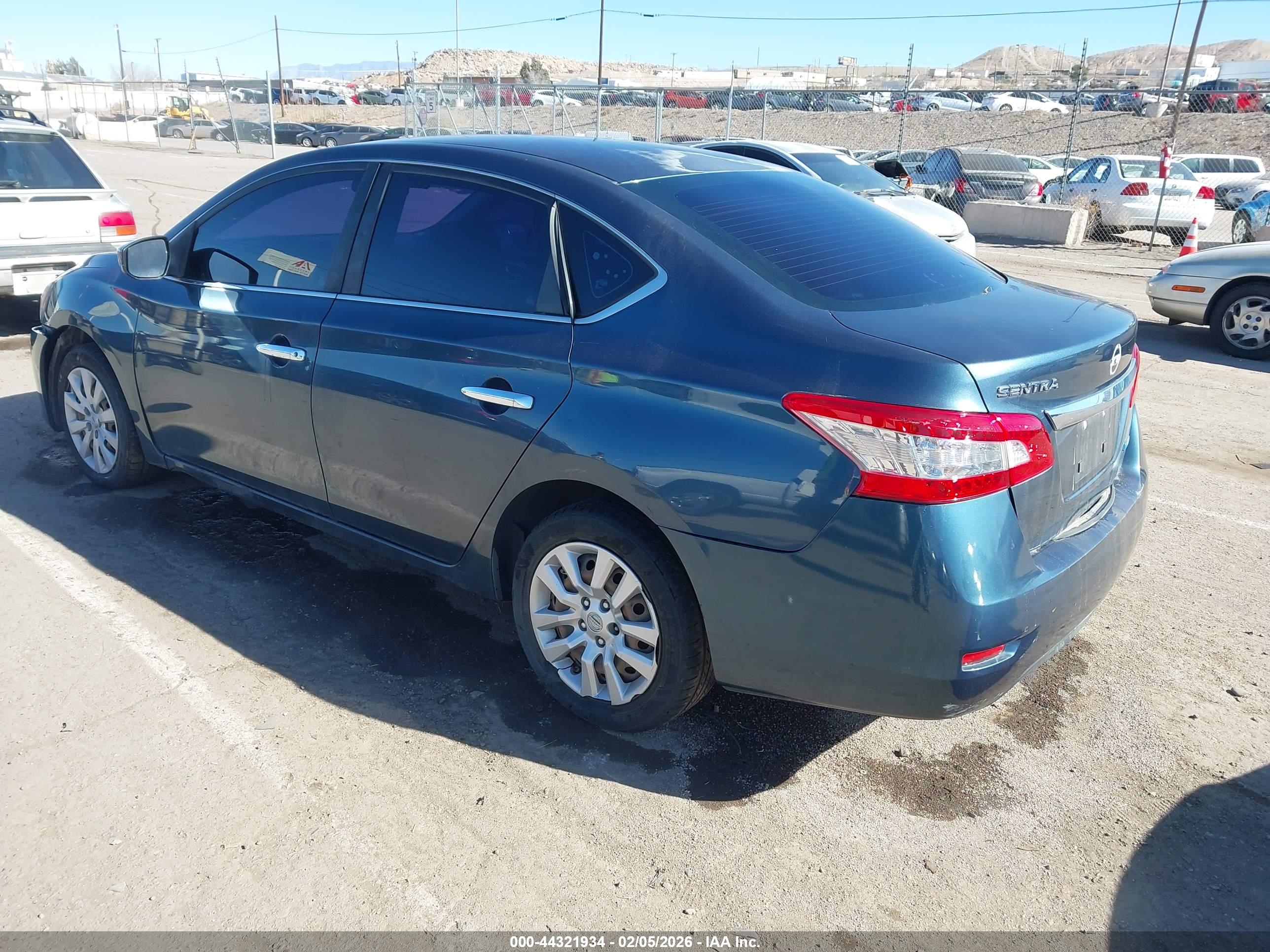 NISSAN SENTRA image 3