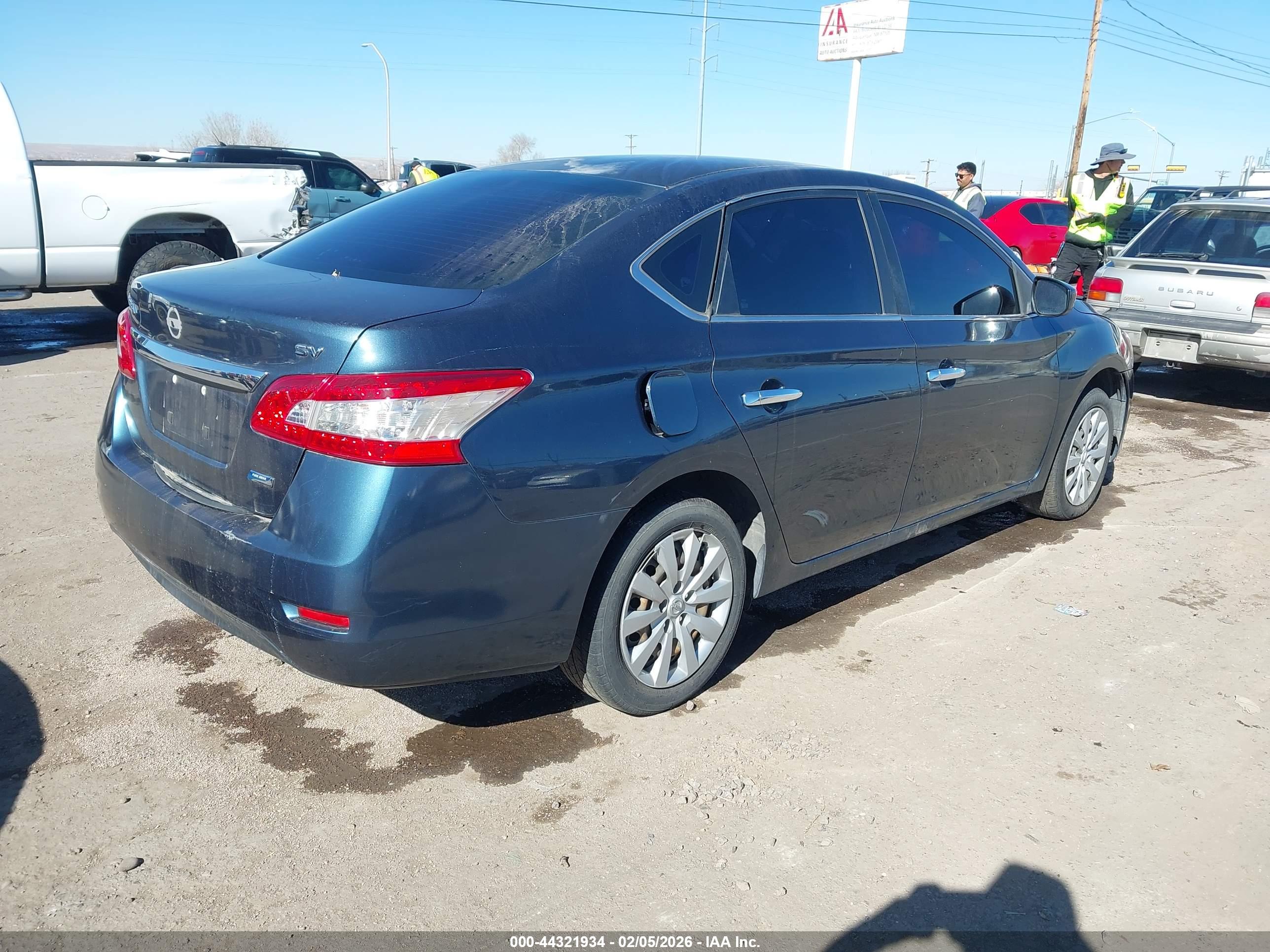 NISSAN SENTRA image 4