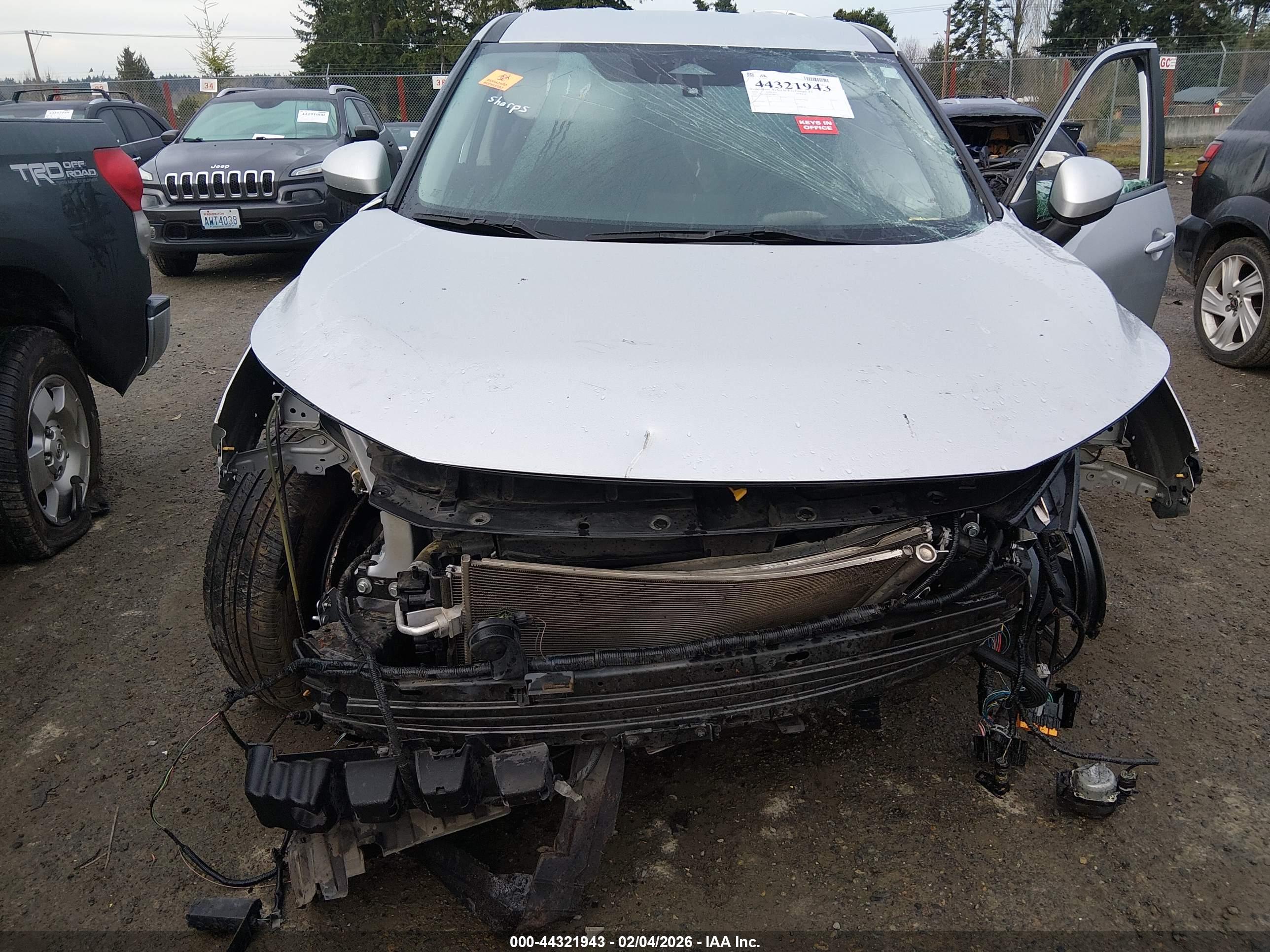 NISSAN ROGUE image 6