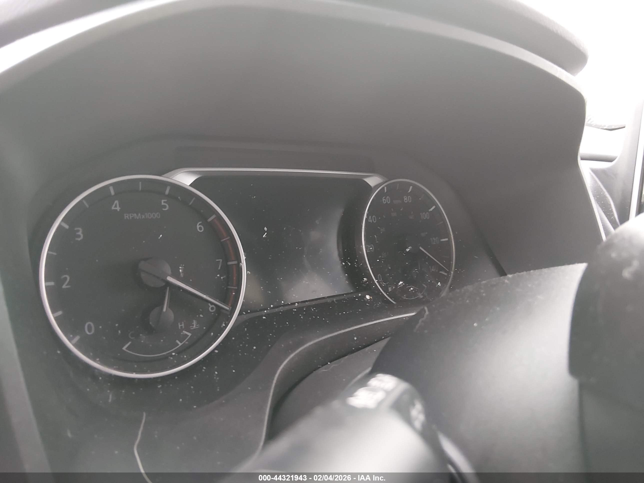 NISSAN ROGUE image 7