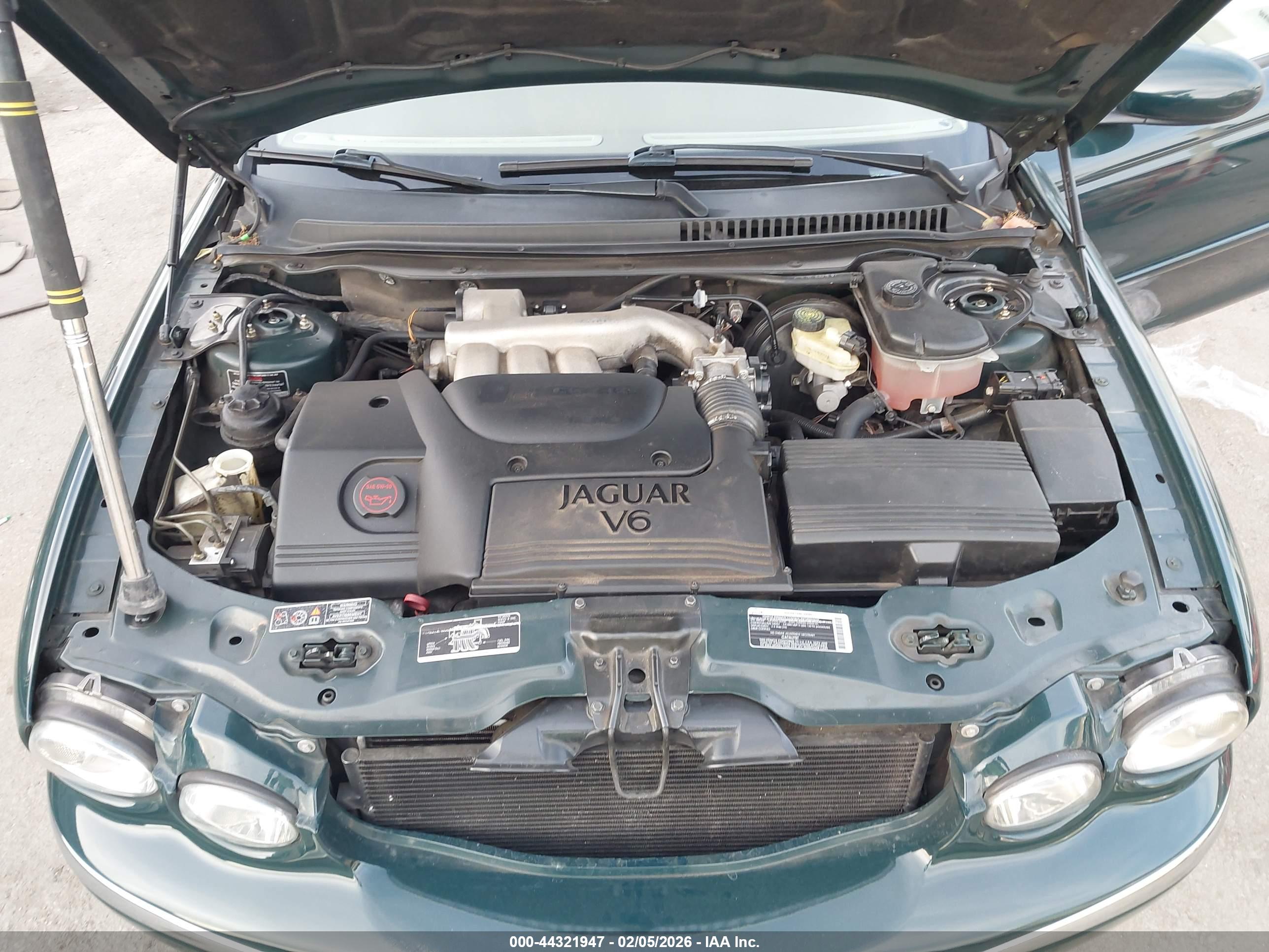 JAGUAR X-TYPE image 10