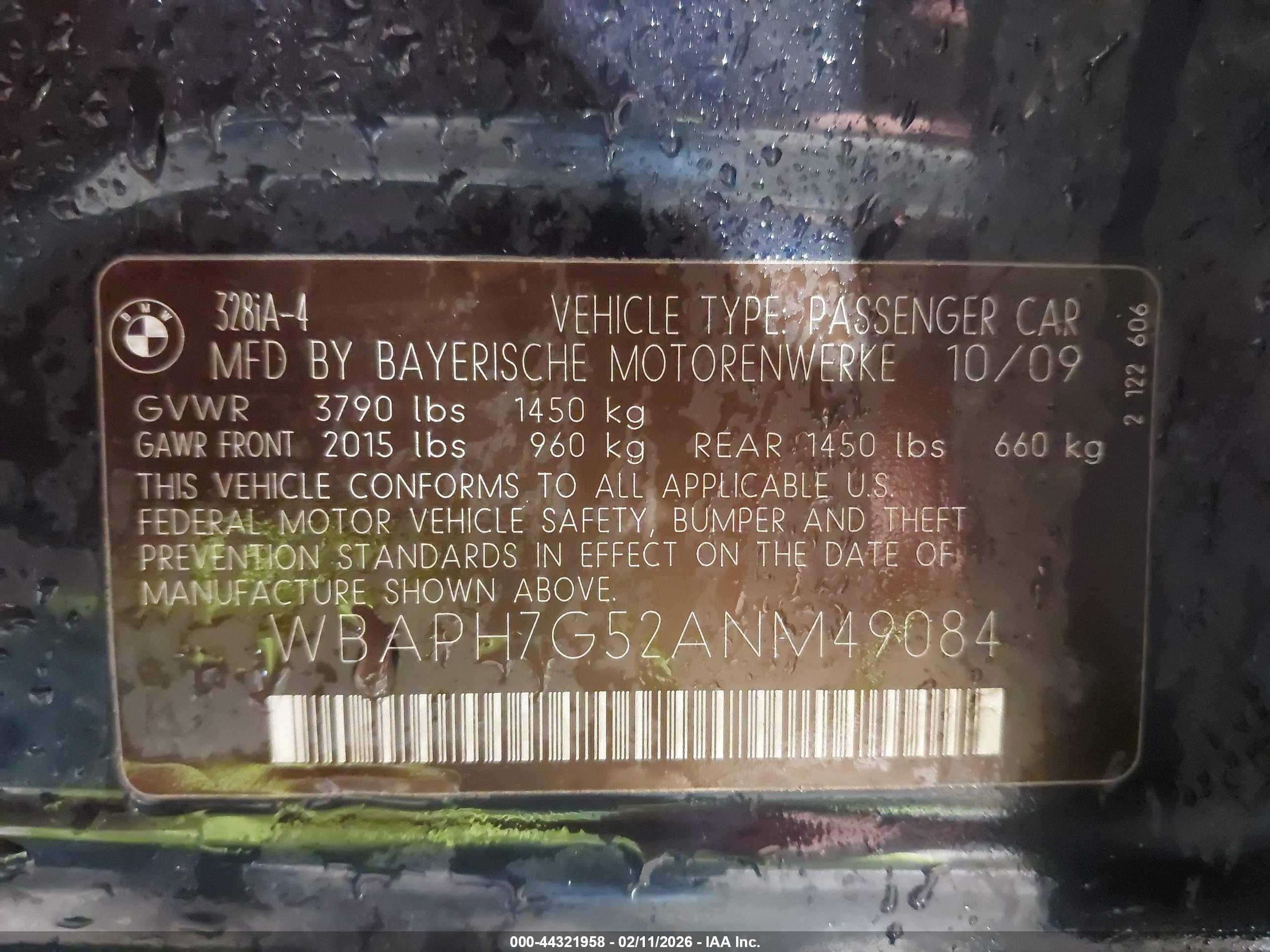 BMW 328I image 9