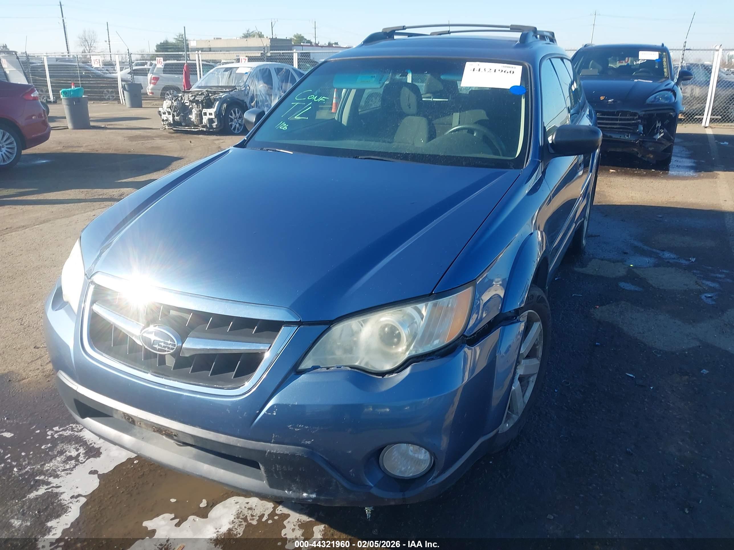 SUBARU OUTBACK image 2