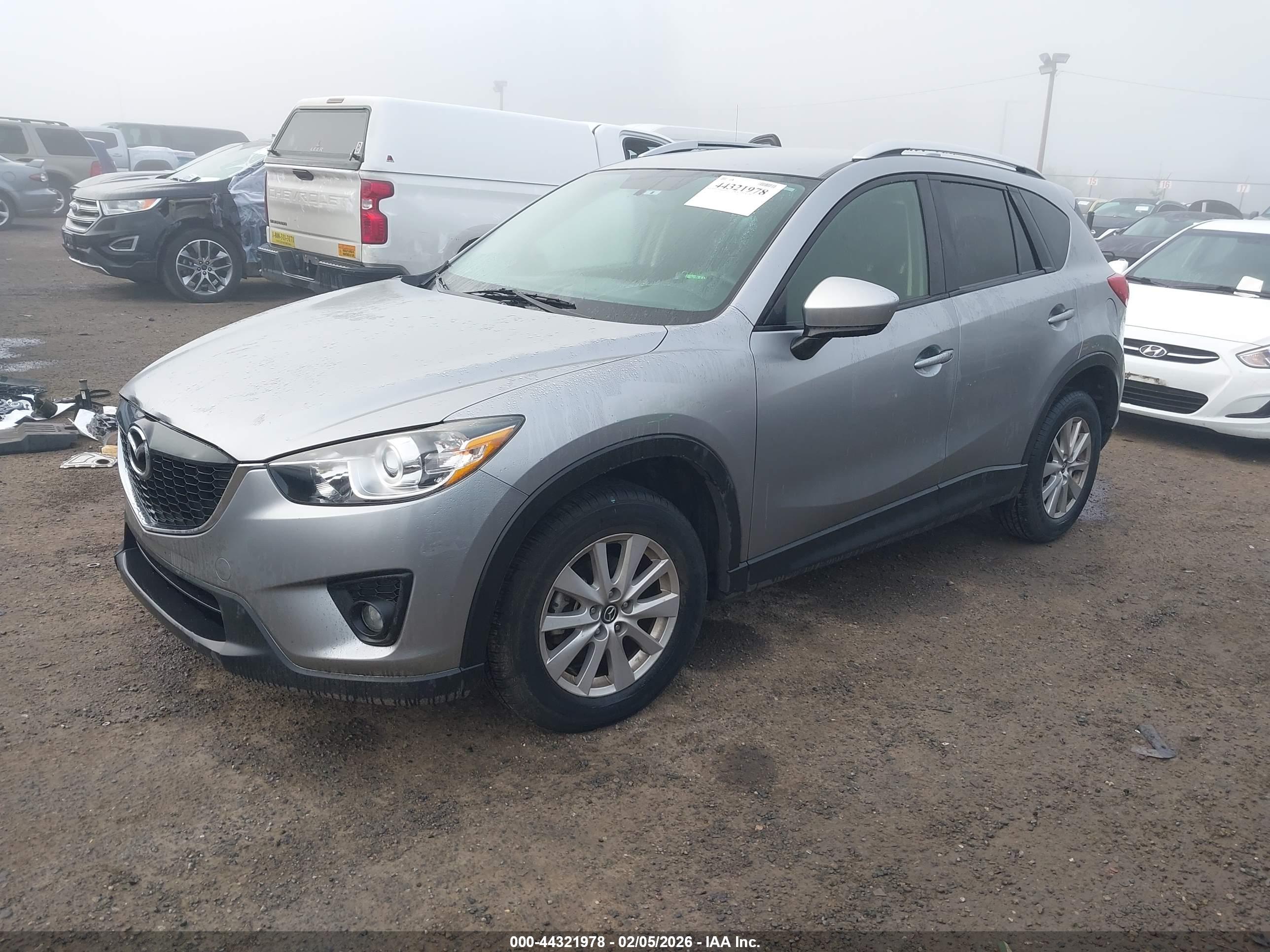 MAZDA CX-5 image 2