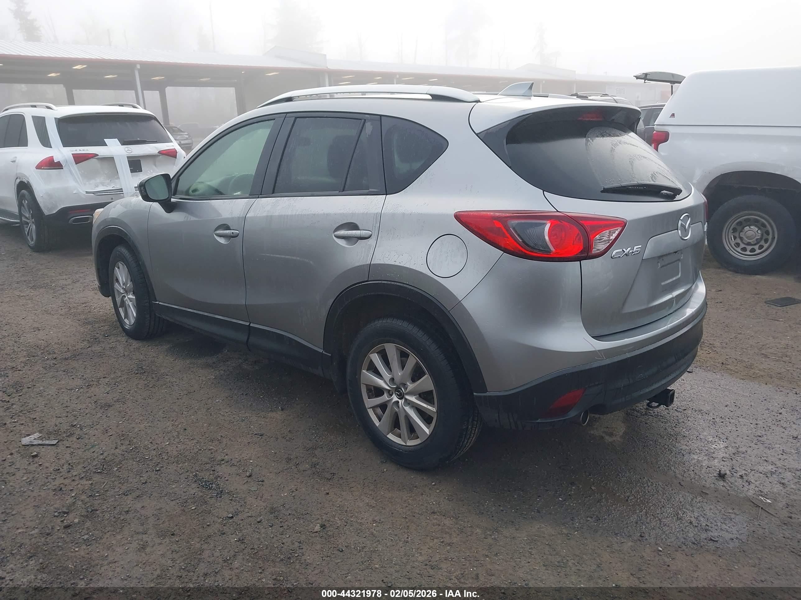 MAZDA CX-5 image 3
